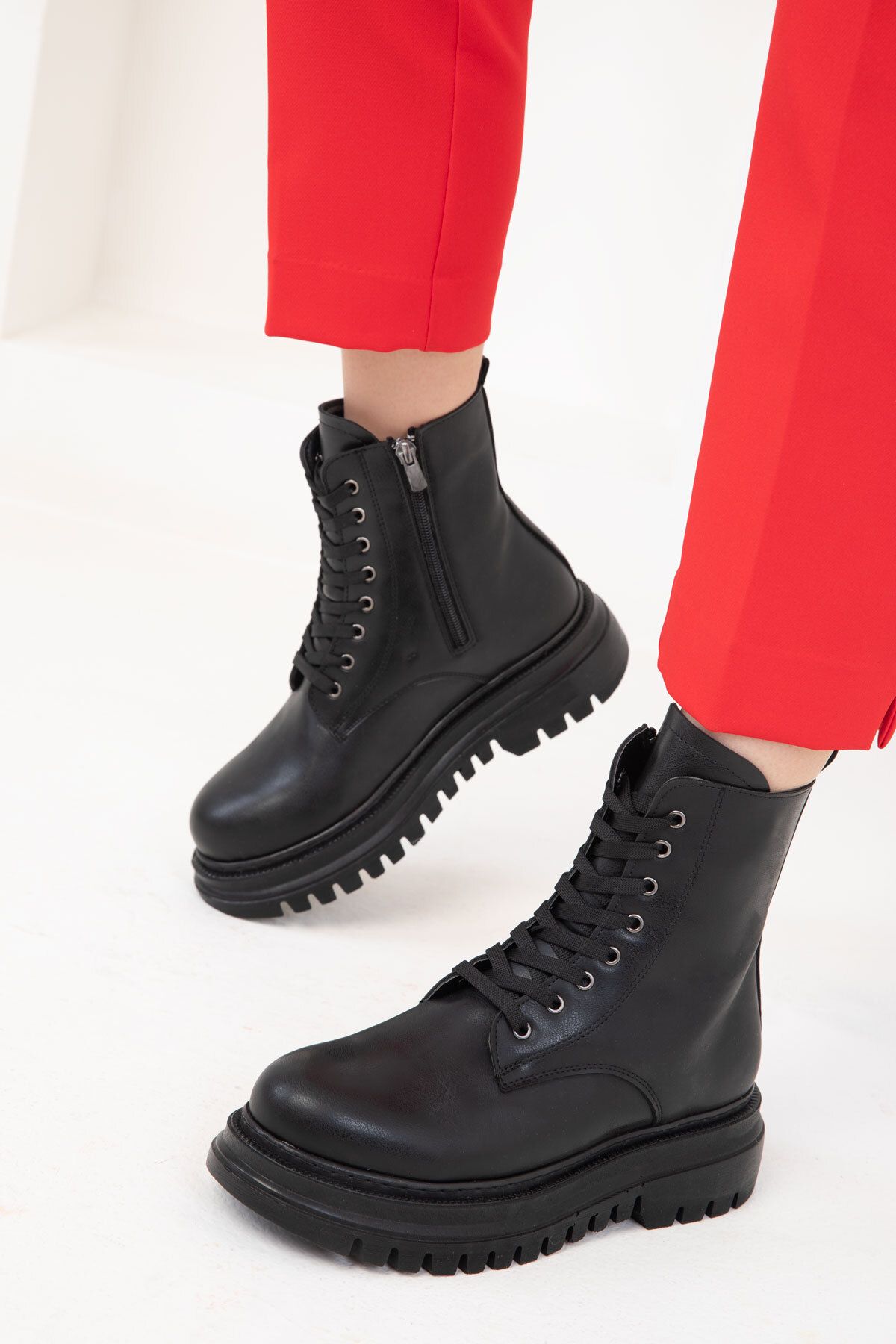 SOHO Czarne Buty Damskie - Model Bootie Kobieta - 37