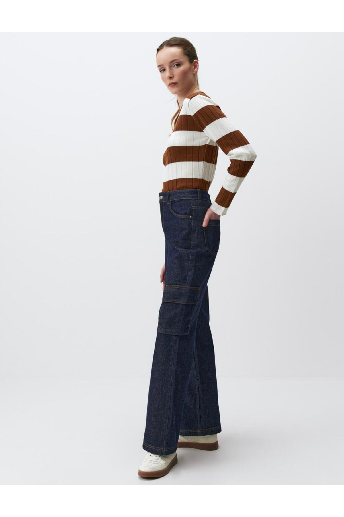 complete the look image