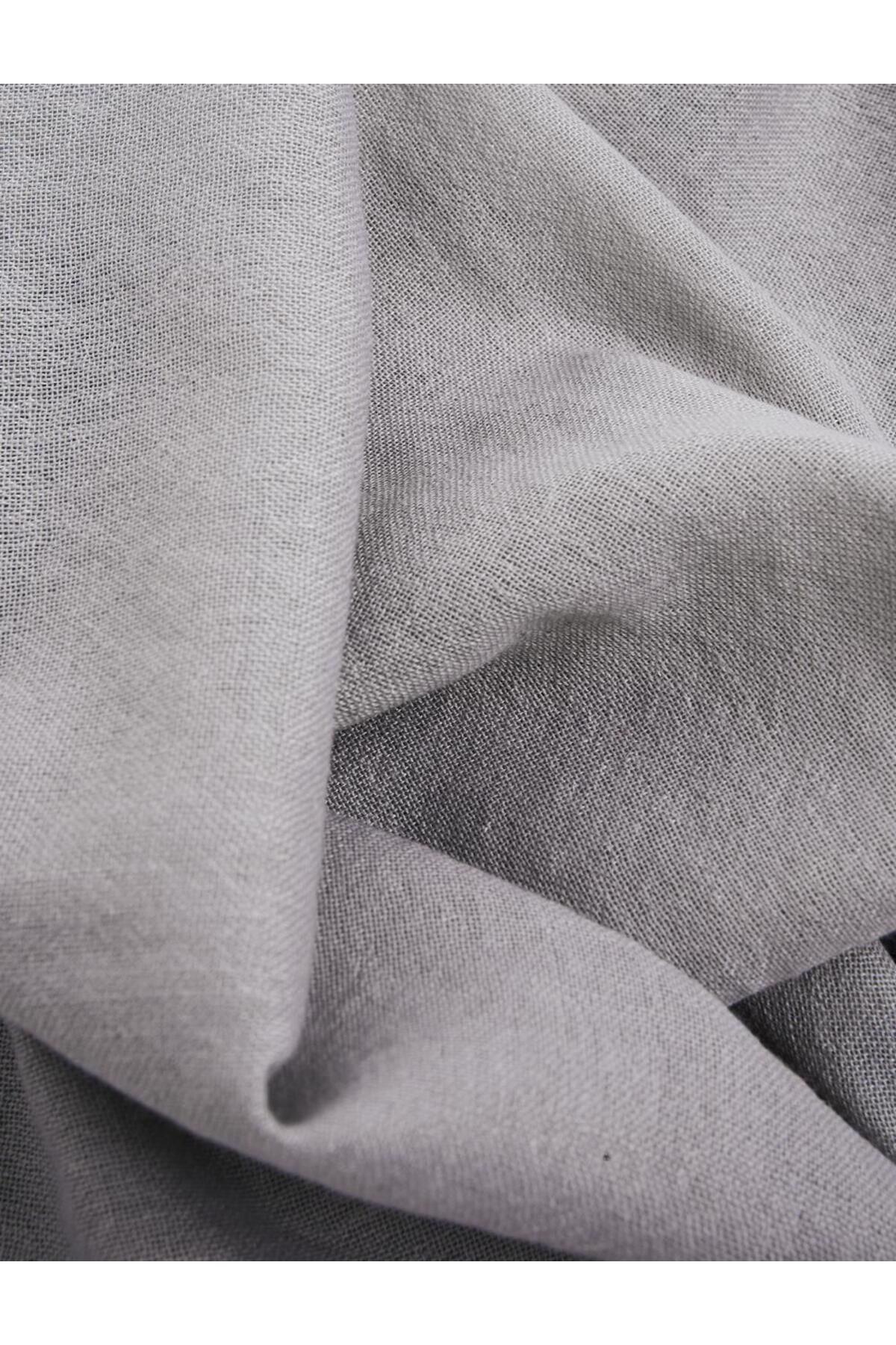 Jimmy Key-Gray Tufted Basic Shawl 2