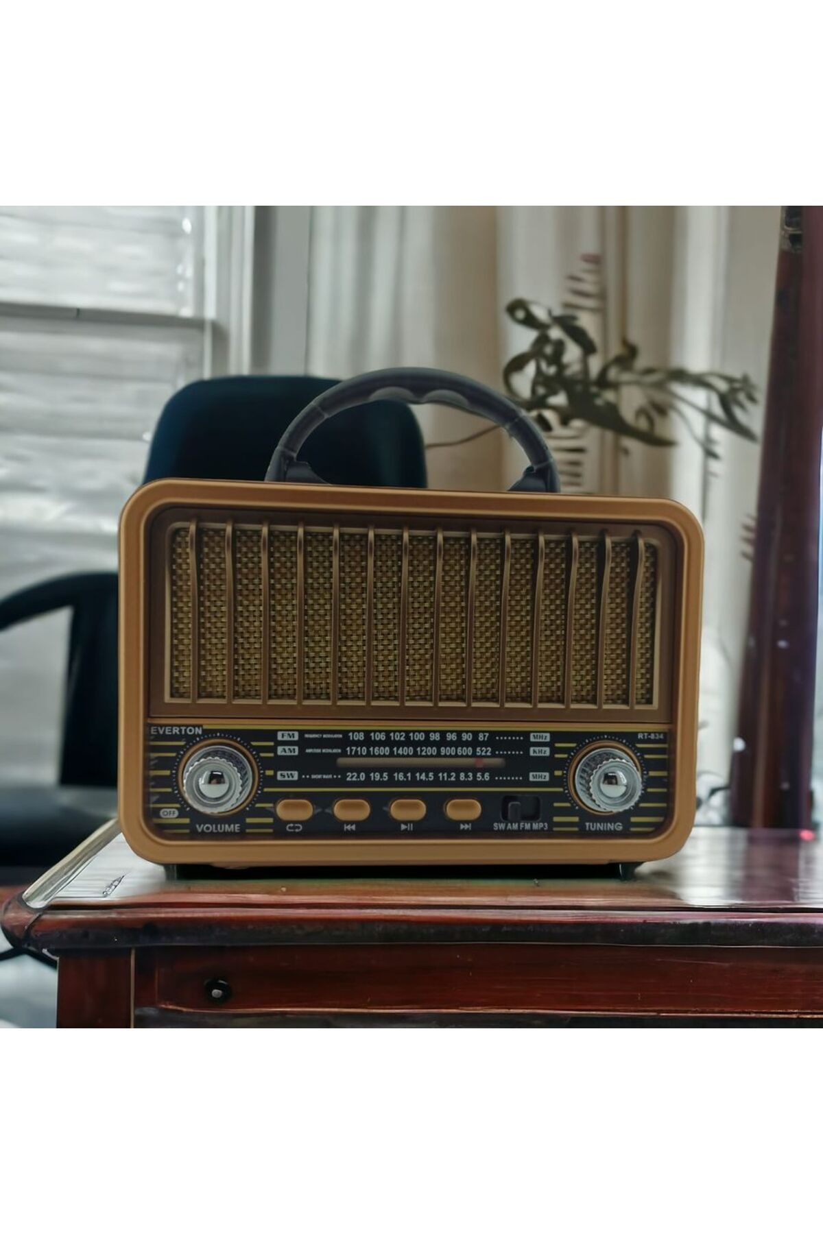 O-KRC Nostaljik Görünümlü USB SD AUX Bluetooth Destekli Solar Panelli Şarjlı + Pilli Radyo RT-834