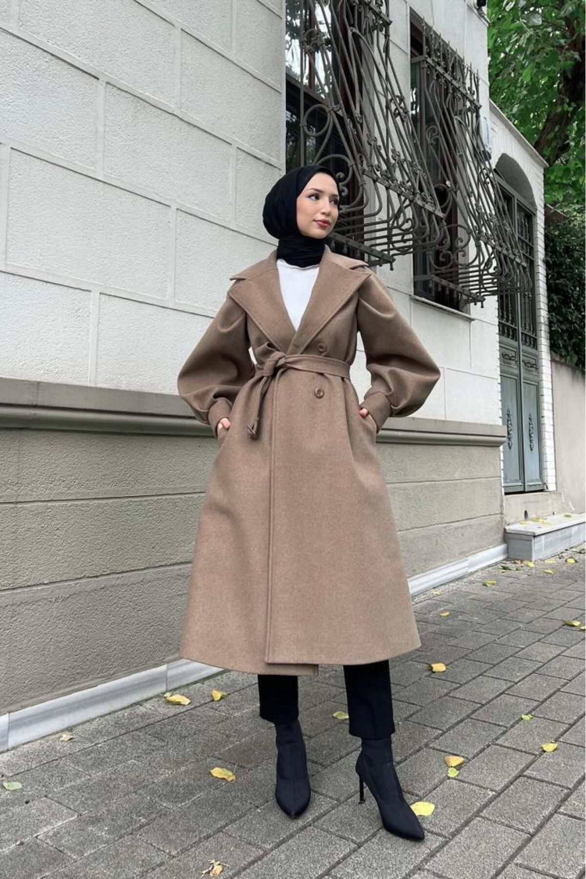 Lamia Giyim-Comfortable Sleeve Hijab Cashew Coat with Balloon Cuts - Mink 5