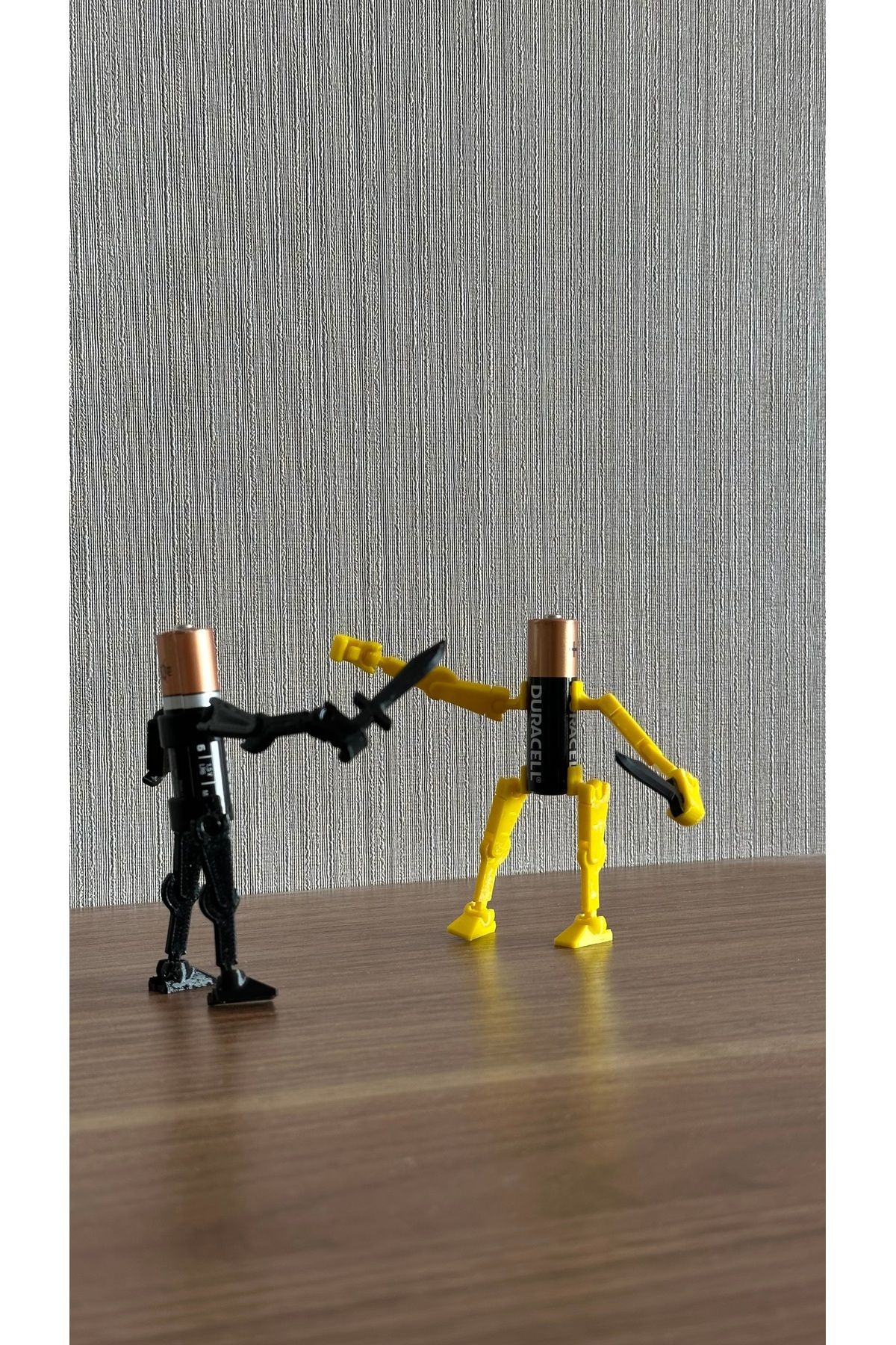 Loopify Pil Robot Figürü - Sarı Ve Siyah Renk(Piller Dahil Değildir!) İkili Set