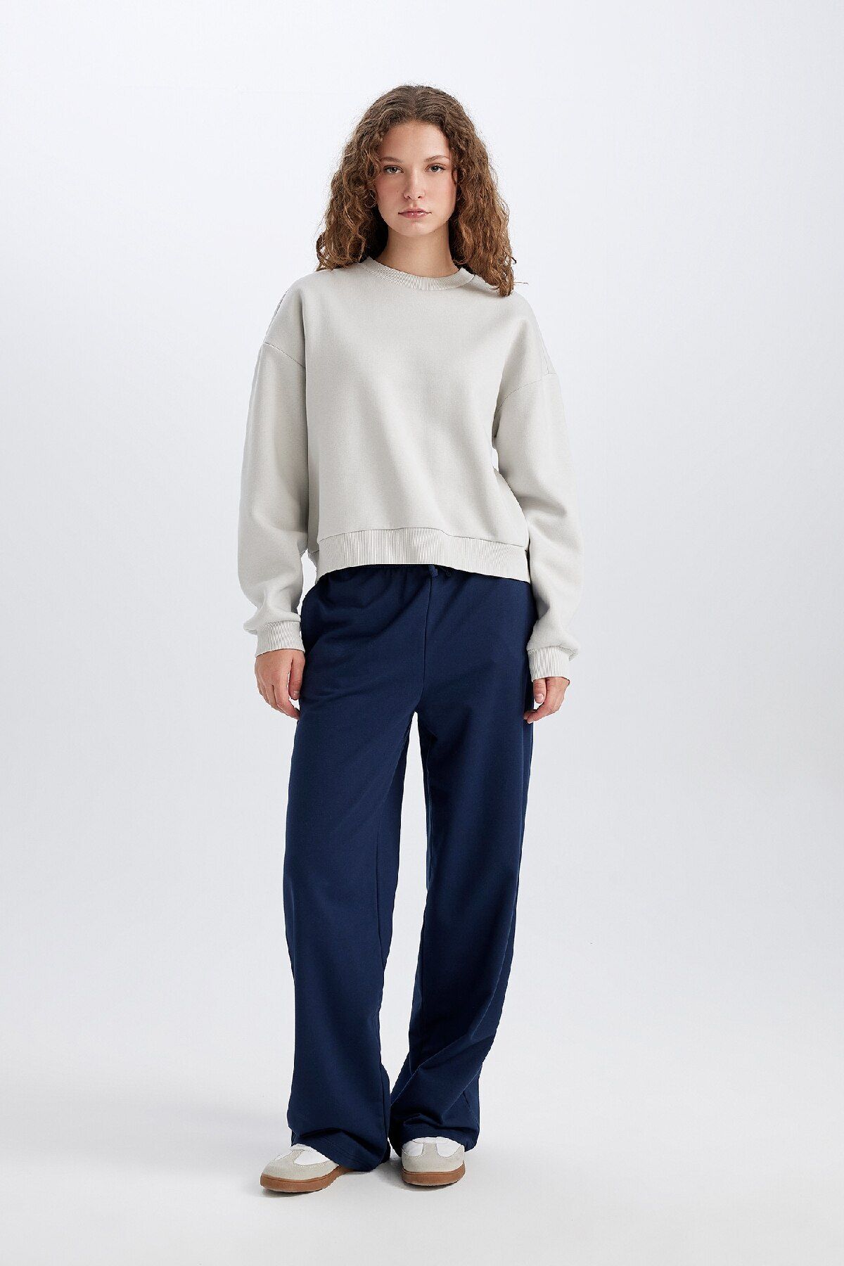 DeFacto-Tall Straight Fit Sweatpants - Basic Model with Pockets and Laces D6667Ax24Wn 2