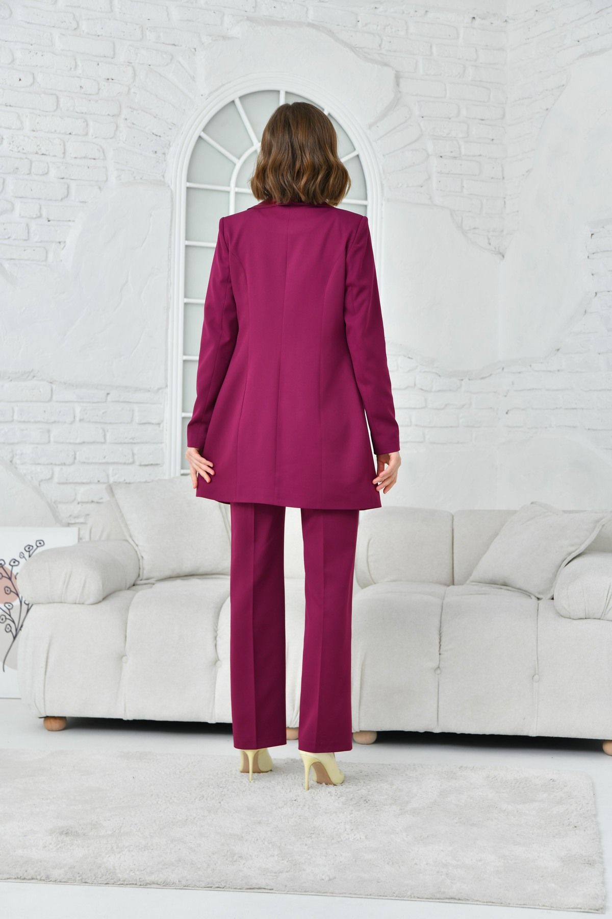 nodilife-Plum Satin Suit - 4 Buttons and Bands 3