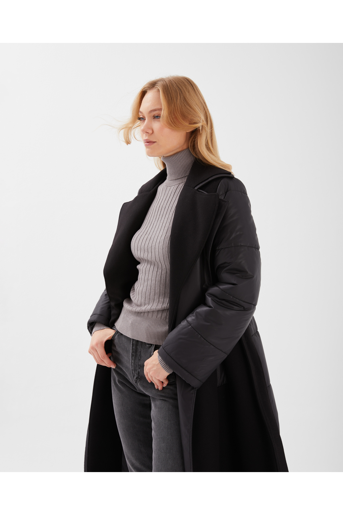 ŞEYDA ERTEM  SİYAH YÜNLÜ KAŞE PUFFER UZUN KALIN MANTO - Görsel 6