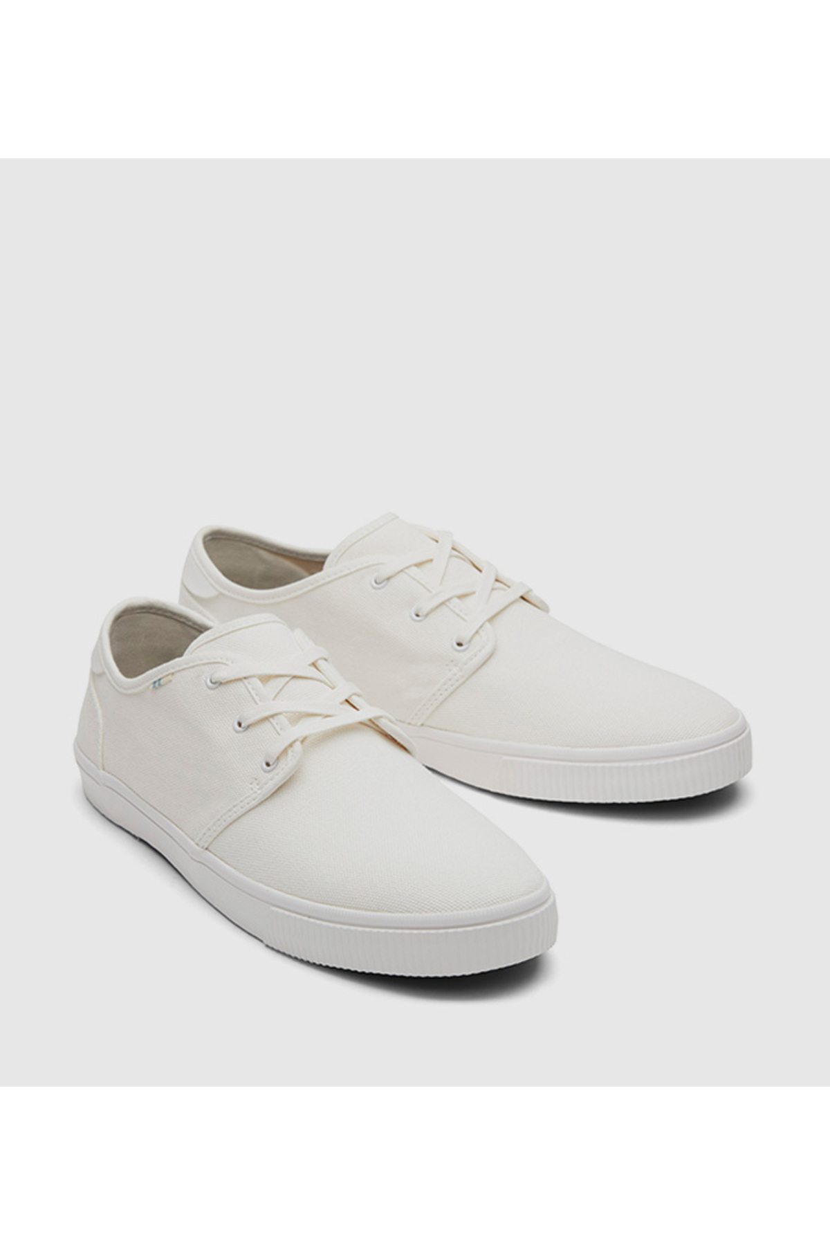 Toms-حذاء مسطح كاجوال باللون الأبيض 2