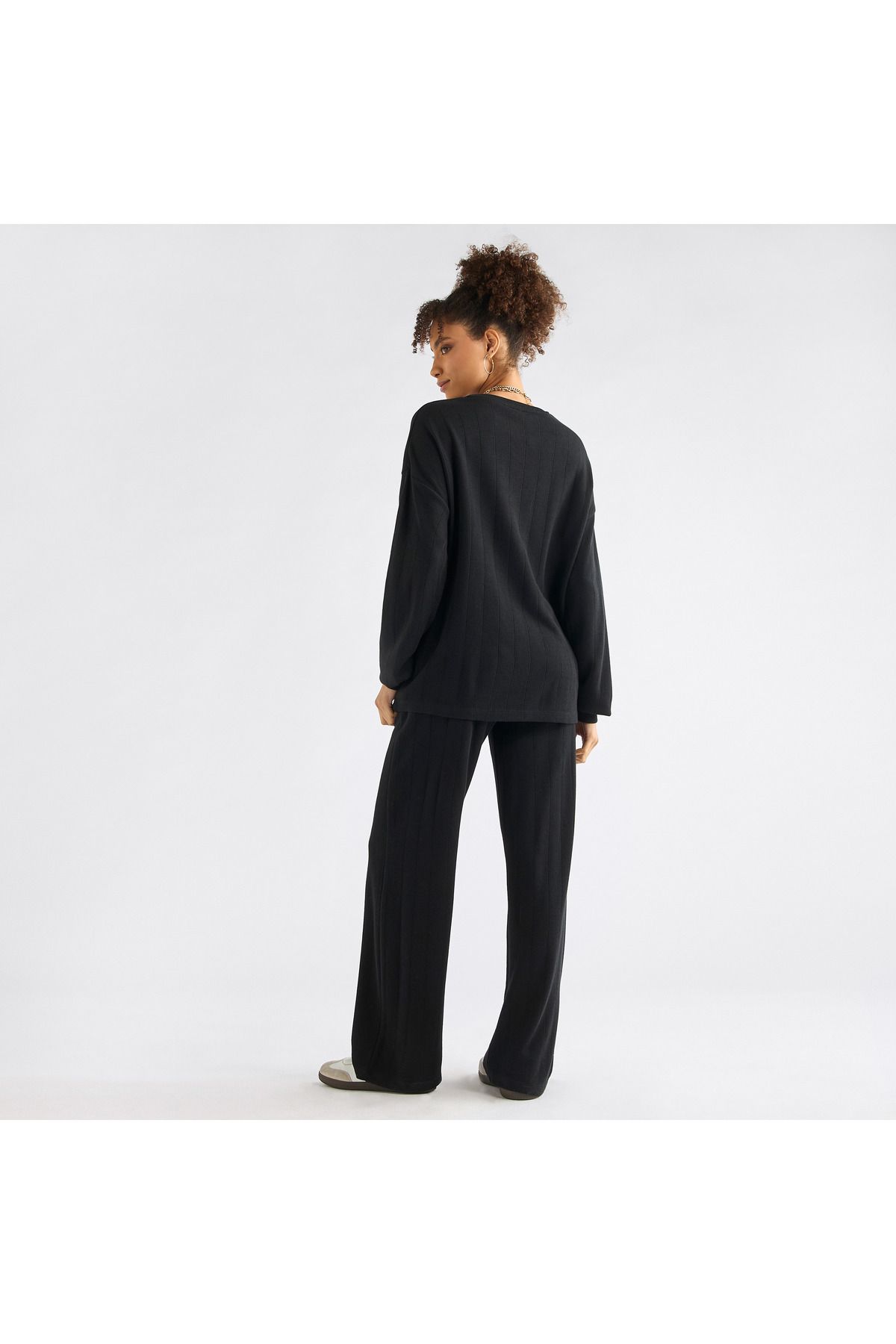 FAV-Textured Long Sleeves T-shirt and Pants Set 3