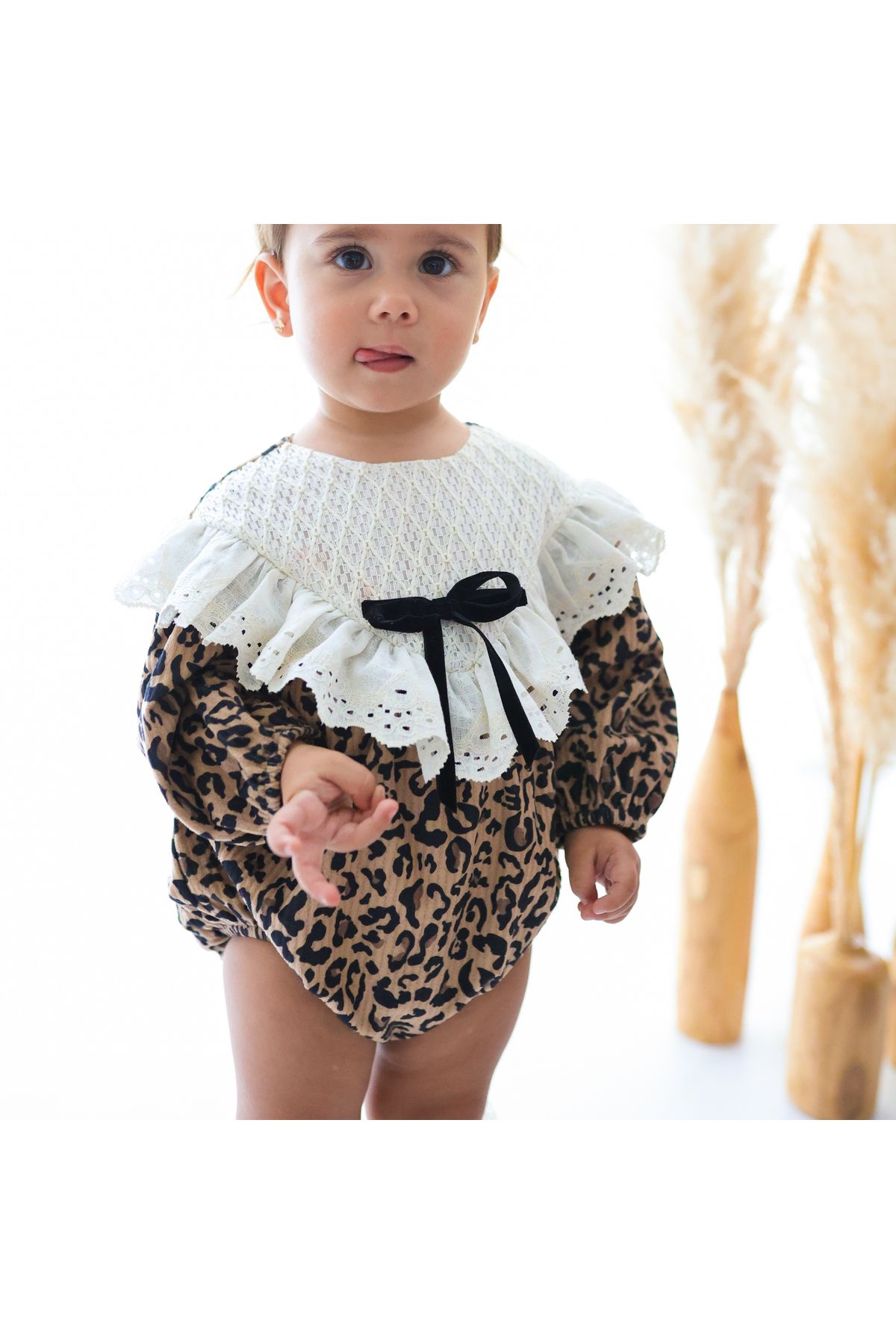 aysskids-Stella Leopard Patterned Velvet Romper - Holiday Jumpsuit 2