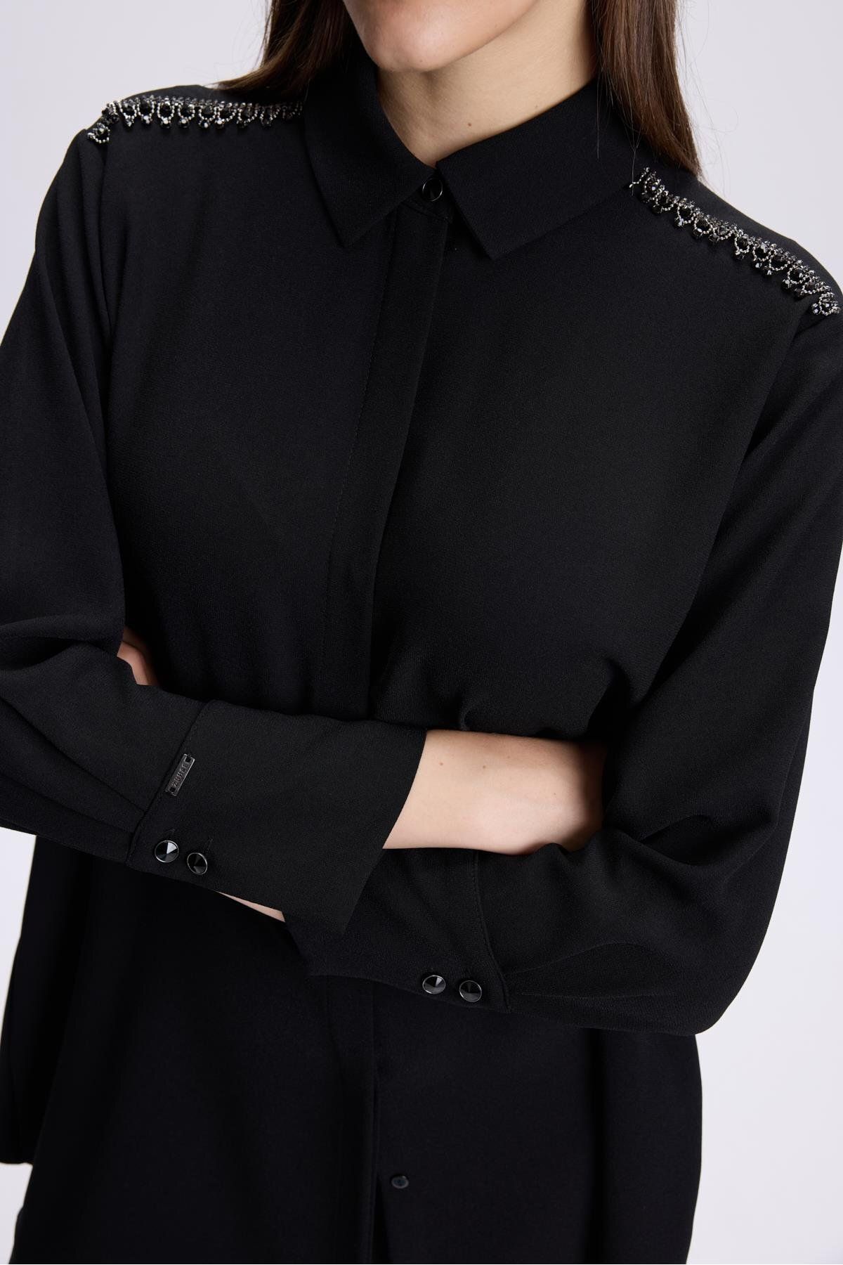 Zühre-Black Tunic with Shoulder Detail T-1499 3