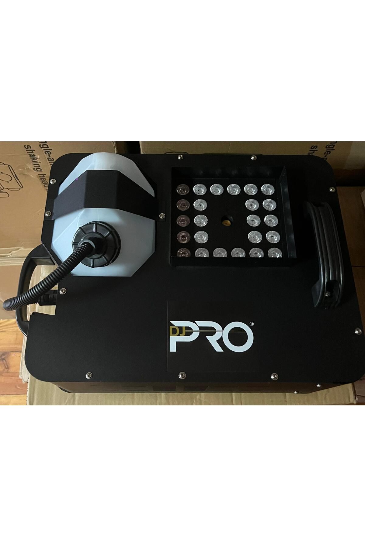 DJ PRO 1500 Watt Rgb 3in1 Renkli Ledli Dik Volcano Sis Makinesi