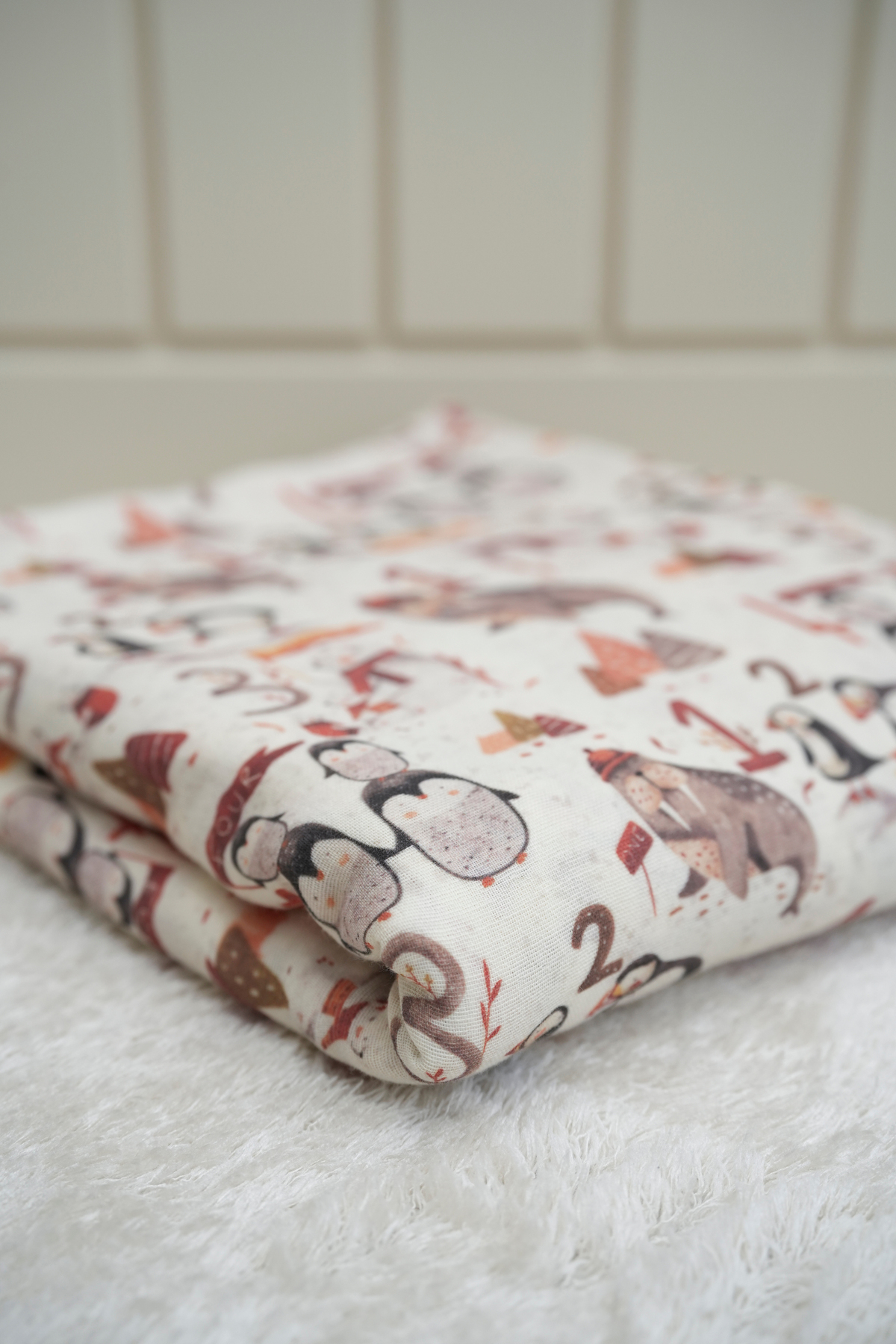 Tuğba Kuğu Baskılı Müslin Kumaş  | Numbers And Animals fotoğrafı 3 (önizleme)