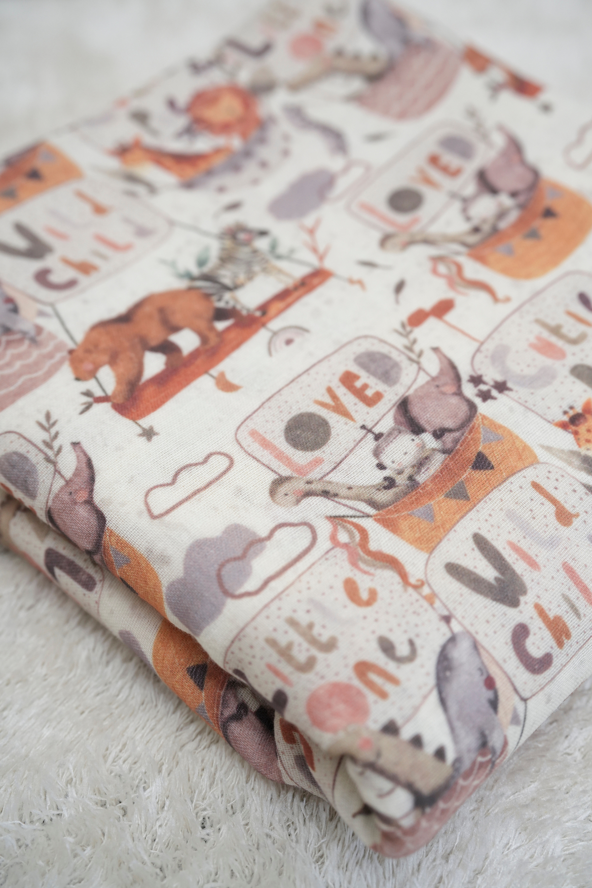 Tuğba Kuğu Baskılı Müslin Kumaş  | Little Wilds fotoğrafı 3 (önizleme)