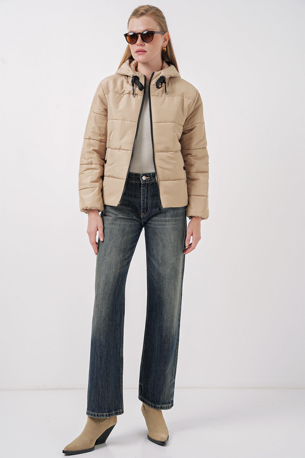 complete the look image