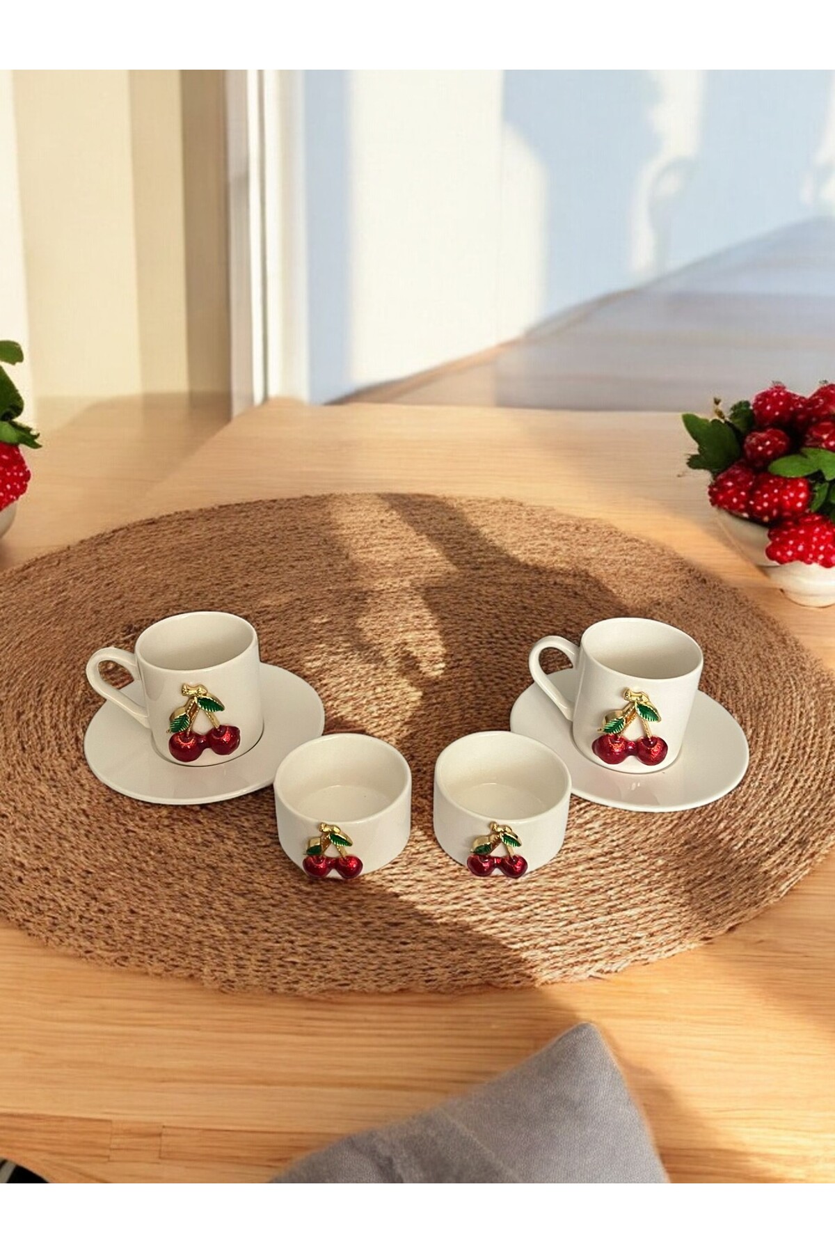 Fantastic Boutique 2 Kişilik Porselen Kiraz Fincan Takımı Seti ve 2 ...