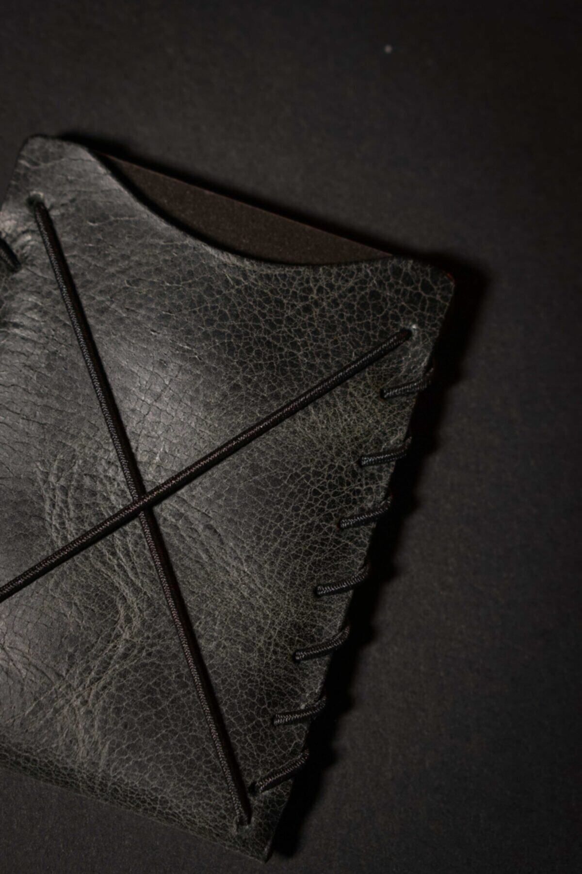 minimal X design-Minimal X V1 - Rochie din piele naturală antracit - Design simplu și elegant 4
