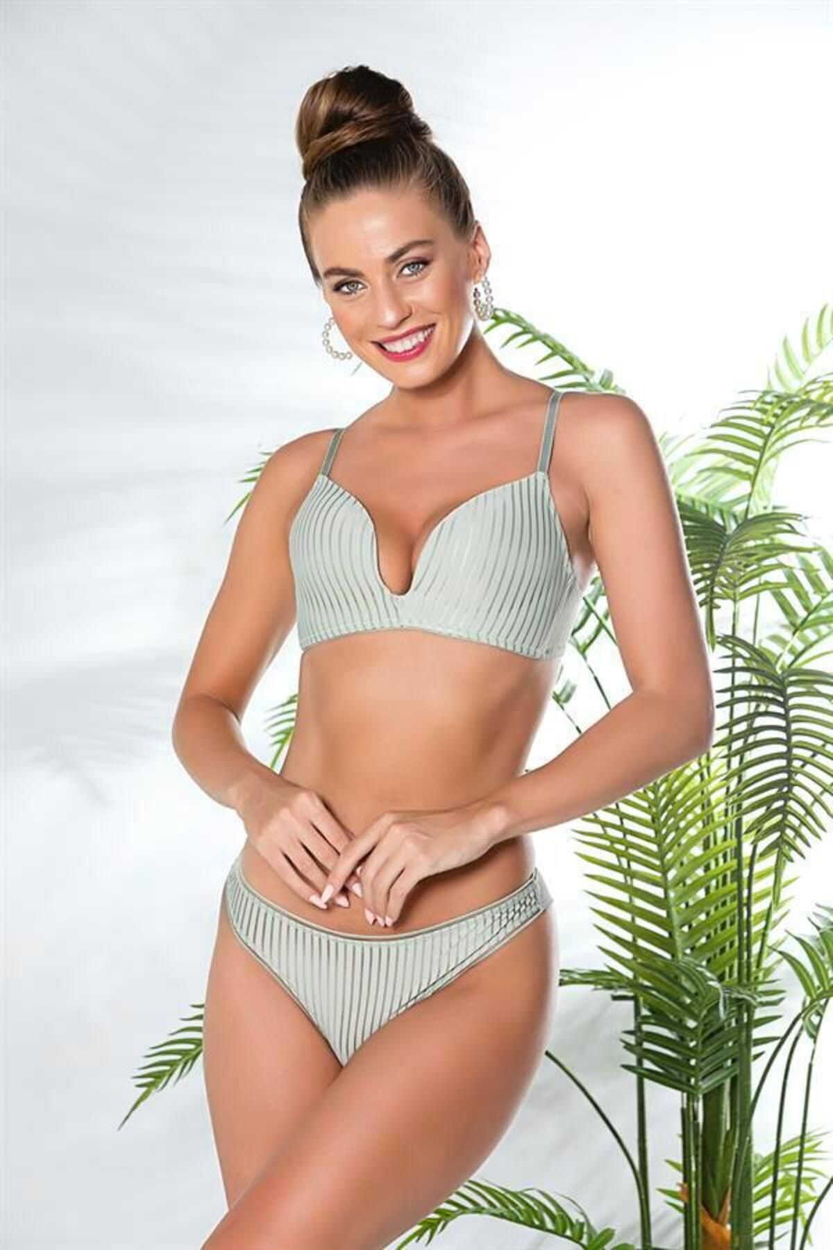 MONFERE Dekolte Sütyen Ve String Takım (brf31772)