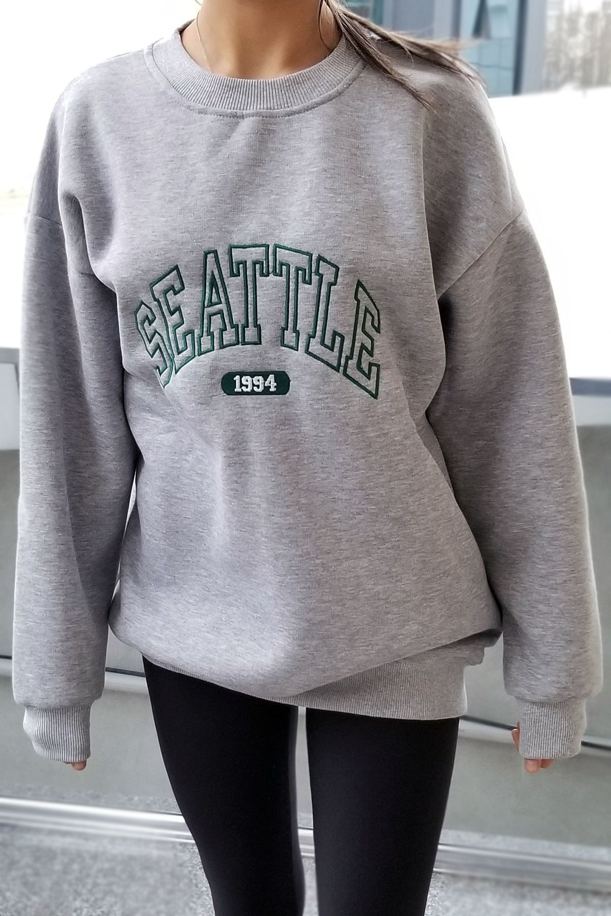 Giyyin Kadın Gri Oversize Floti Kışlık Kalın Sweatshirt Seattle Nakışlı