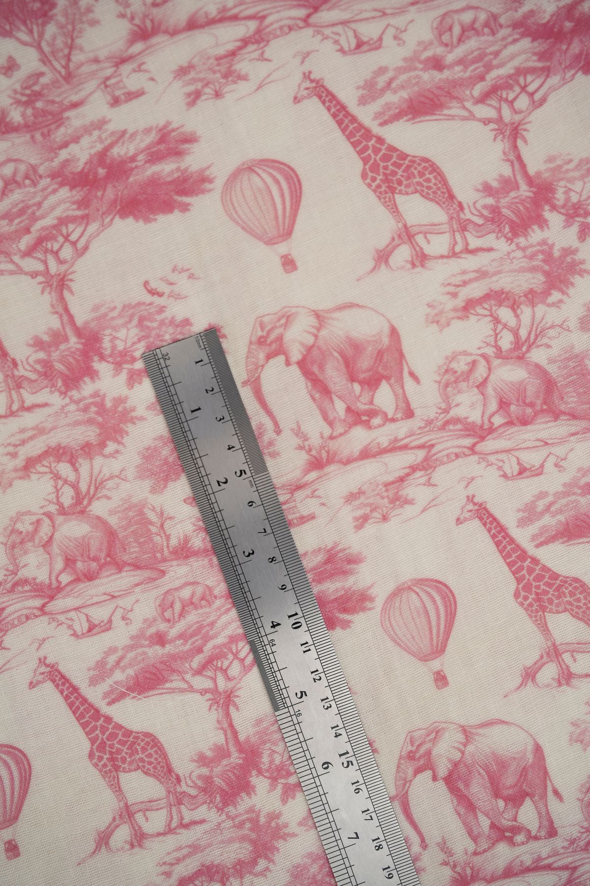 Tuğba Kuğu-Printed Muslin Fabric |   Pink Safari 4