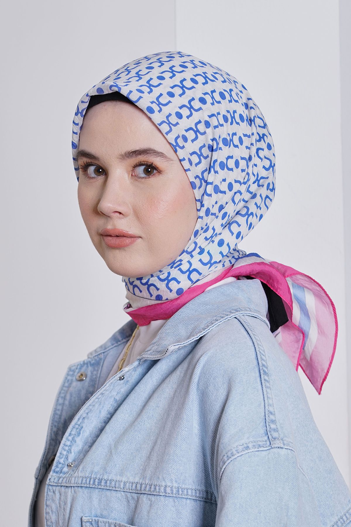 روسری صورتی حجاب الماس رویال IPEXI 4283 Loryan