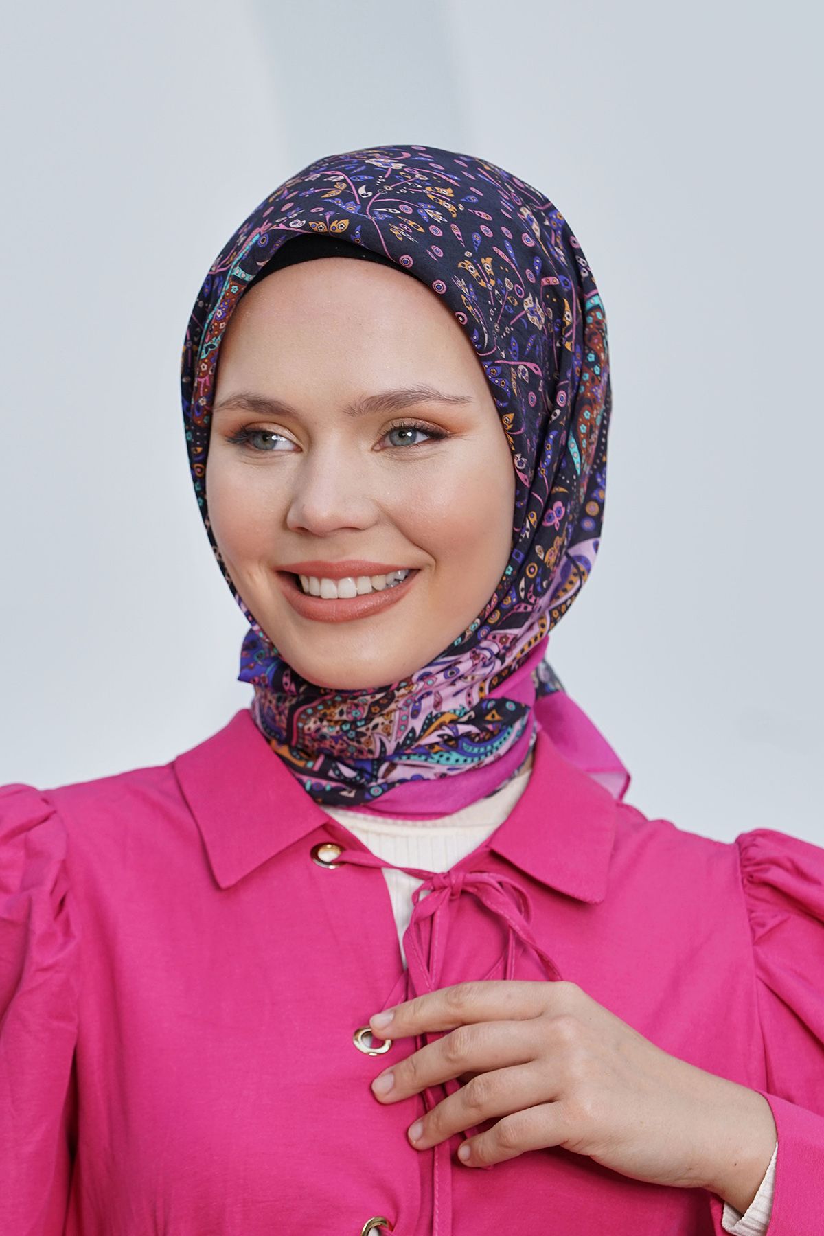 روسری صورتی حجاب الماس هارمونی سیاه IPEXI 4316 Loryan
