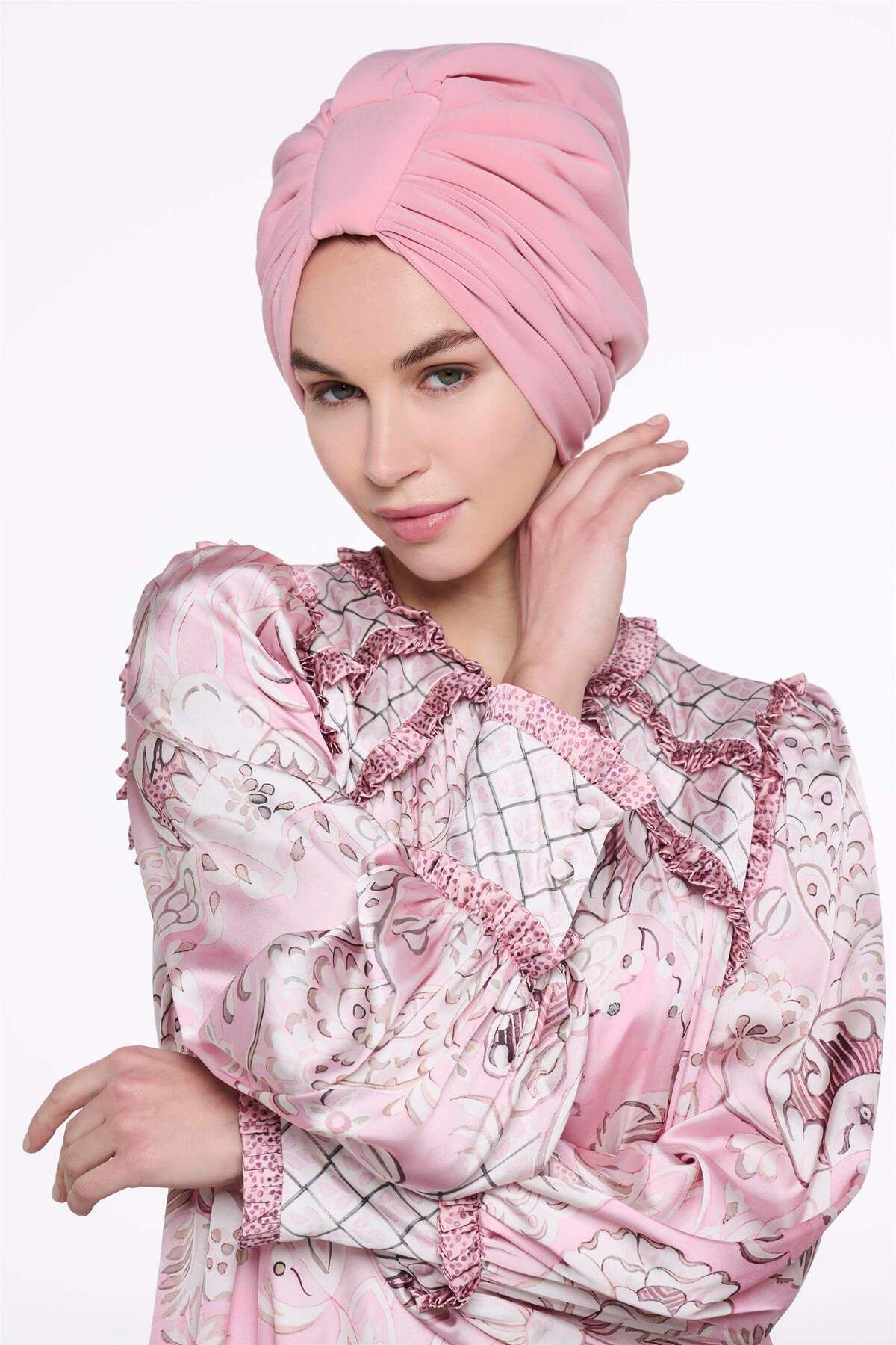 miha Hicran Önal-Pink Handled Design Bonnet 2