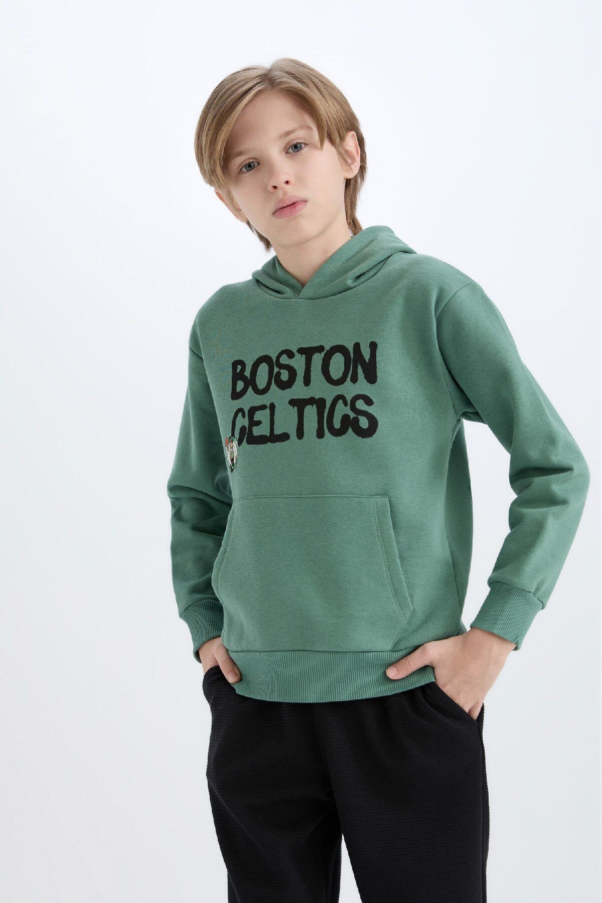 DeFacto-Boys Nba Boston Celtics Sweatshirt - Hoodie and Soft Feather D8020A824Wn 3