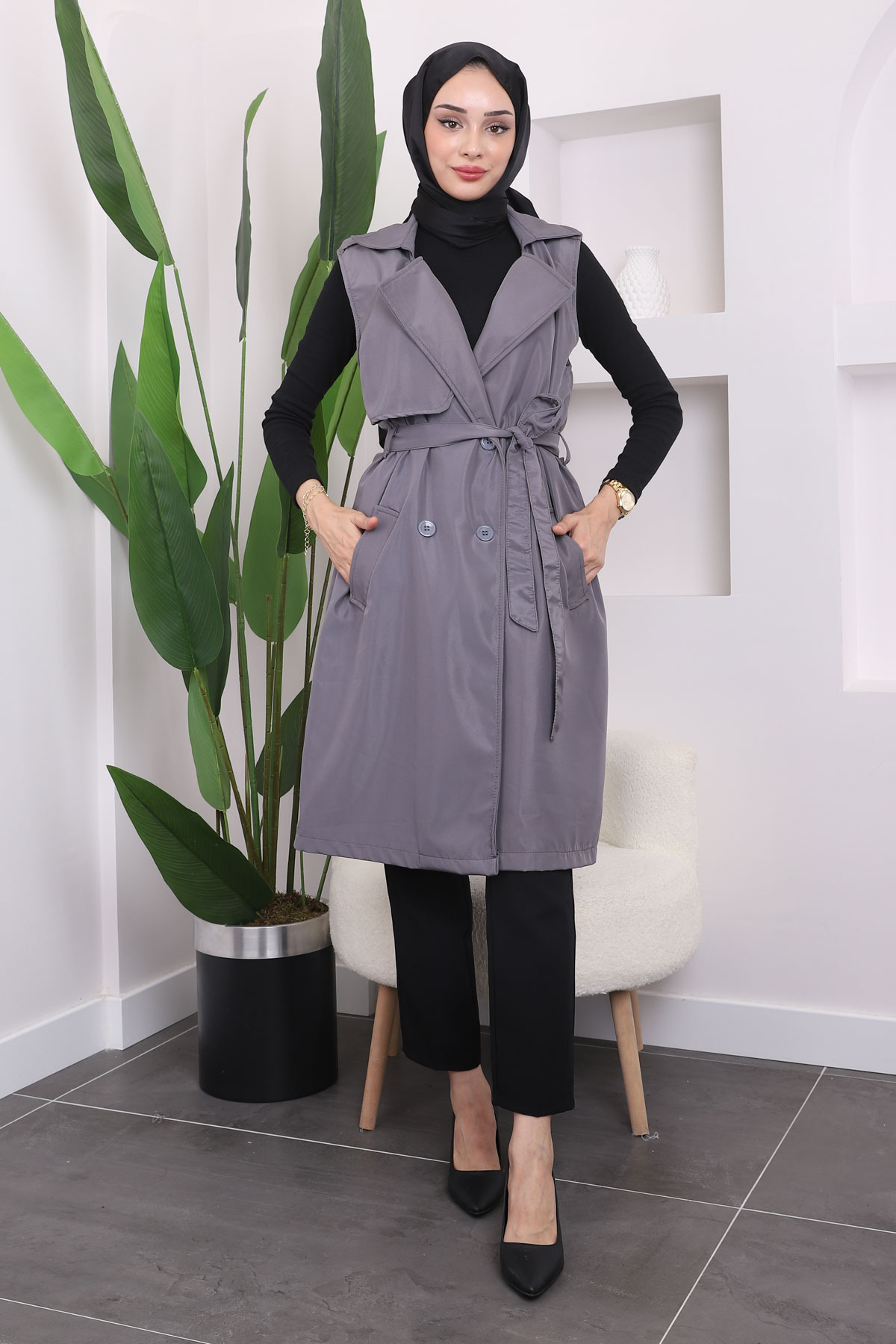 complete the look image