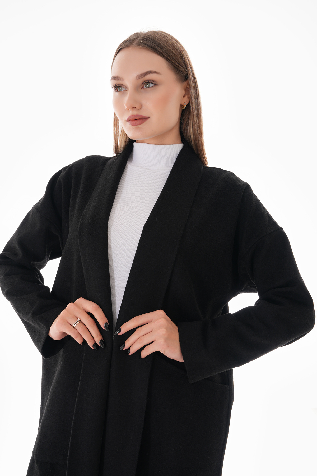 Siyah Kışlık Günlük Oversize Standart Kısa Kaliteli Kaşe Kaban 36-44 Beden — مشکی 515