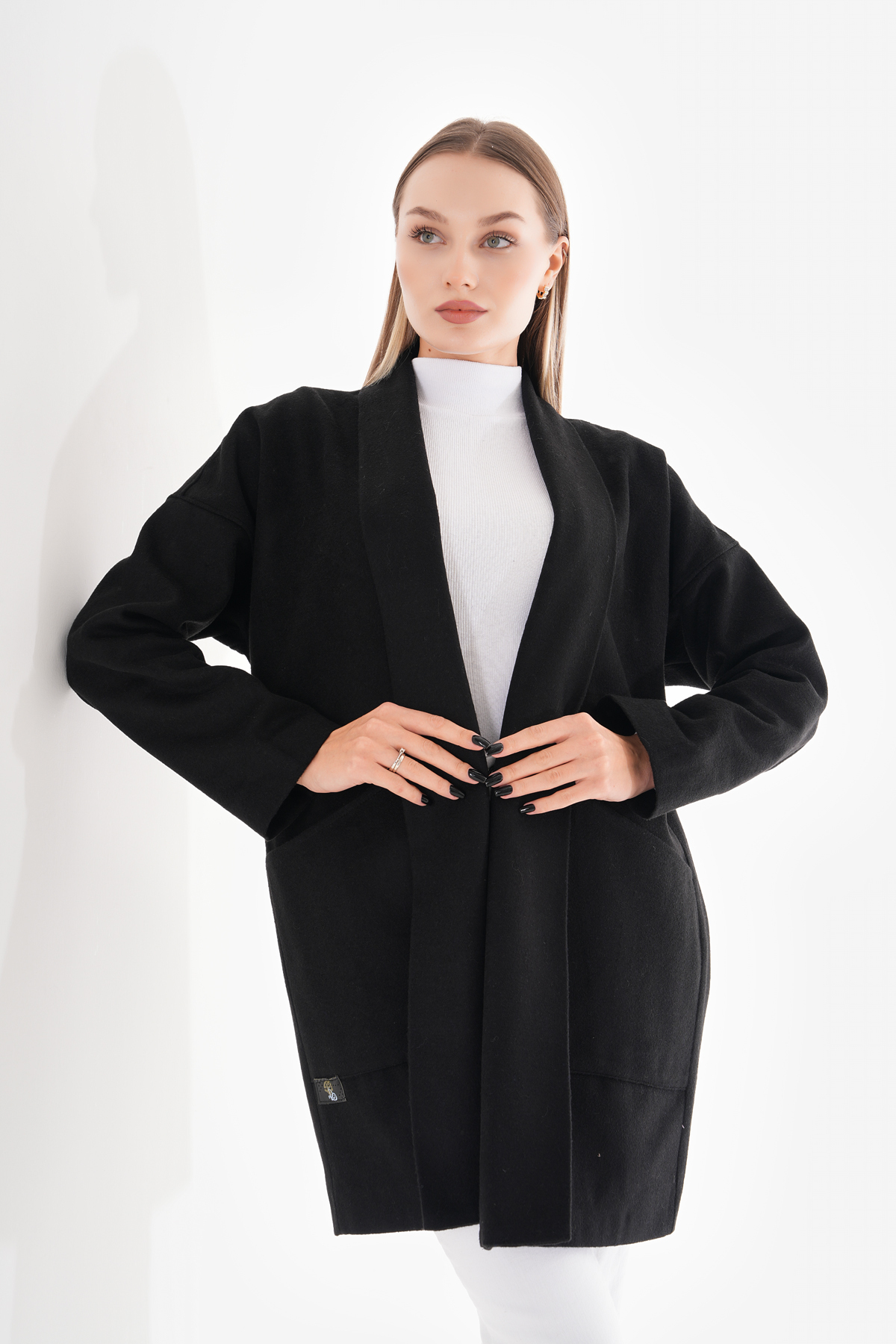 Siyah Kışlık Günlük Oversize Standart Kısa Kaliteli Kaşe Kaban 36-44 Beden — مشکی 515 — تصویر 3 از 9