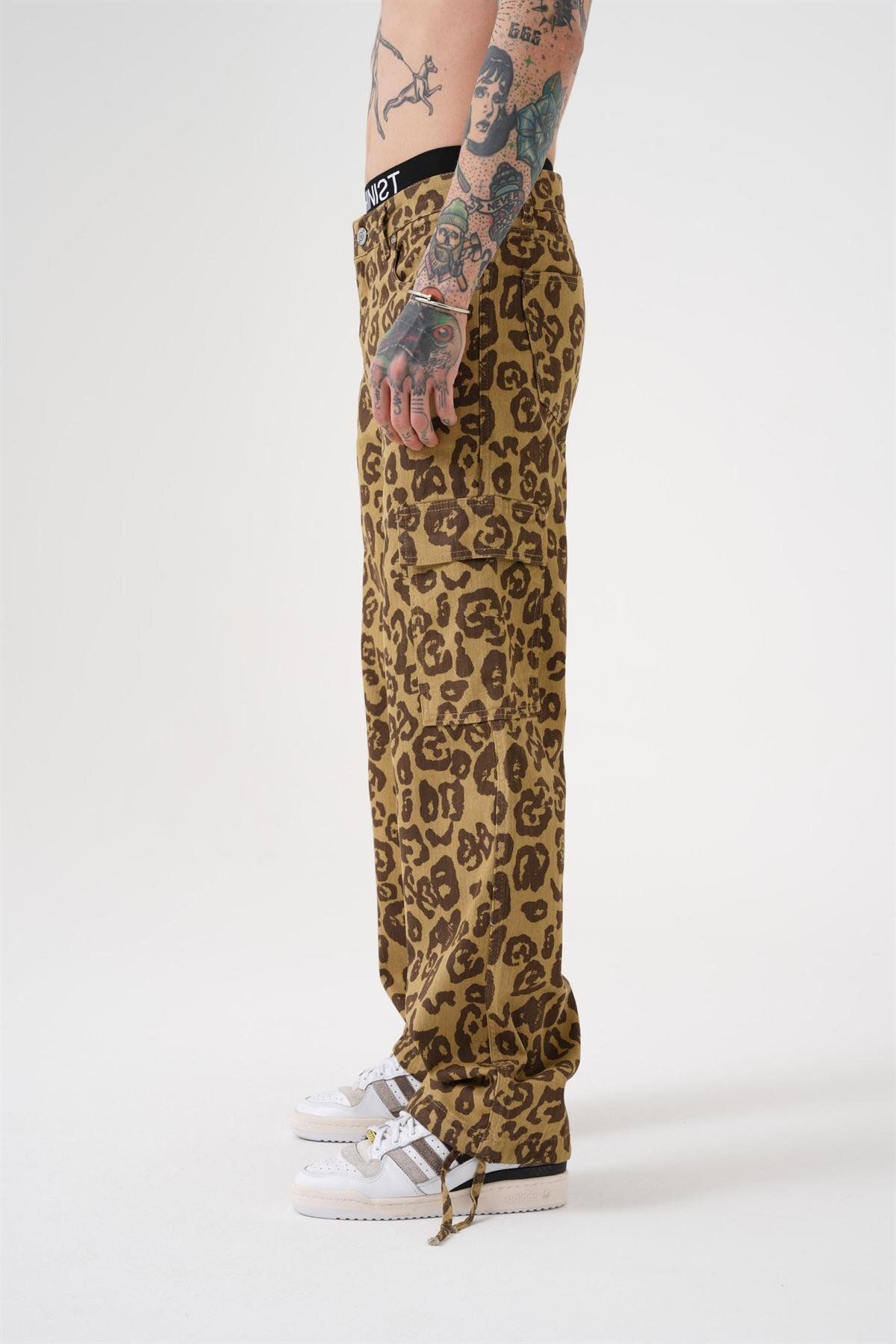 Machinist-Men's Baggy Leopard Pattern Jeans with Cargo Pockets 3