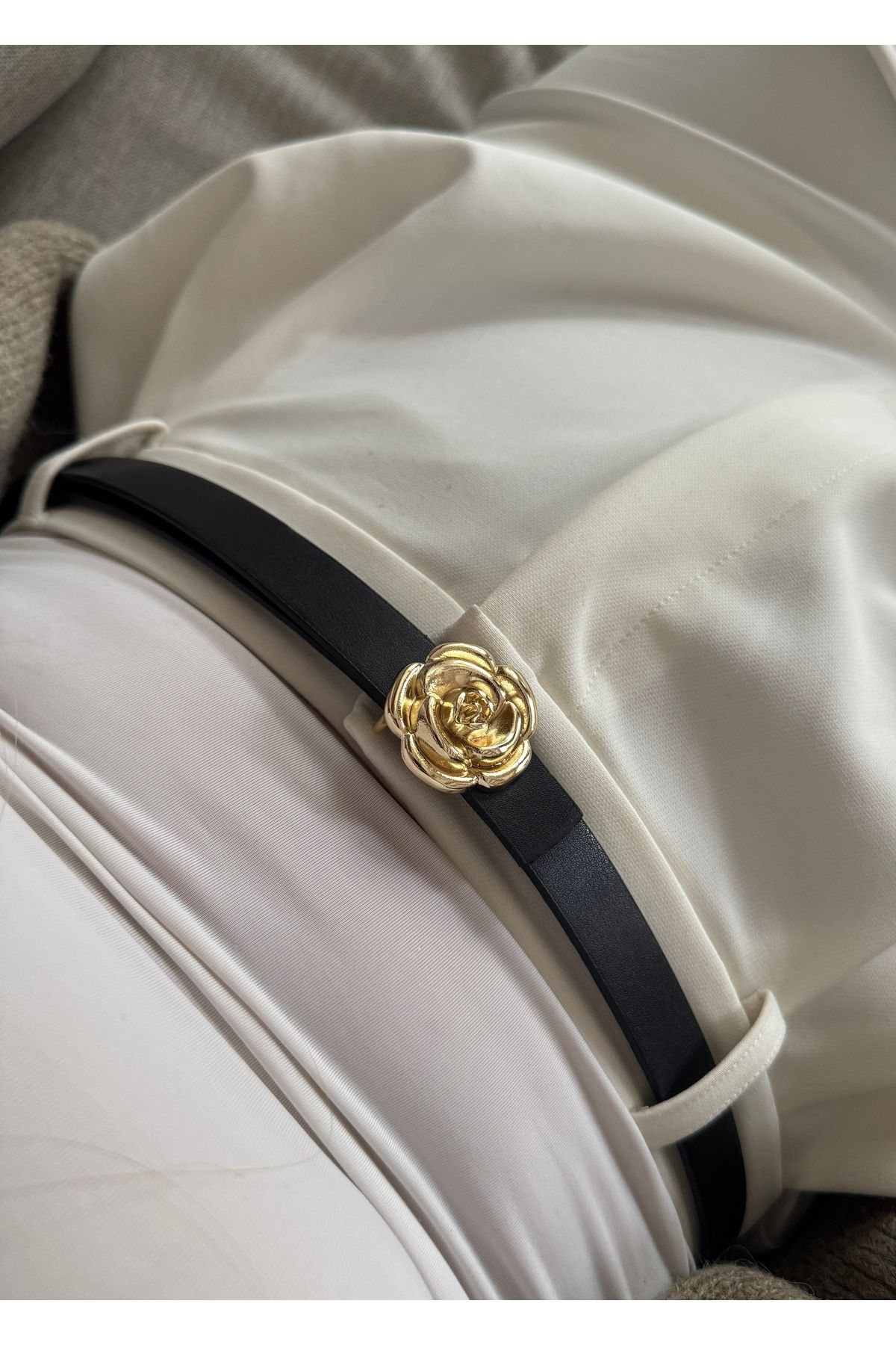 KİLİGİSTANBUL-Thin Flower Buckle Belt 100 cm 2