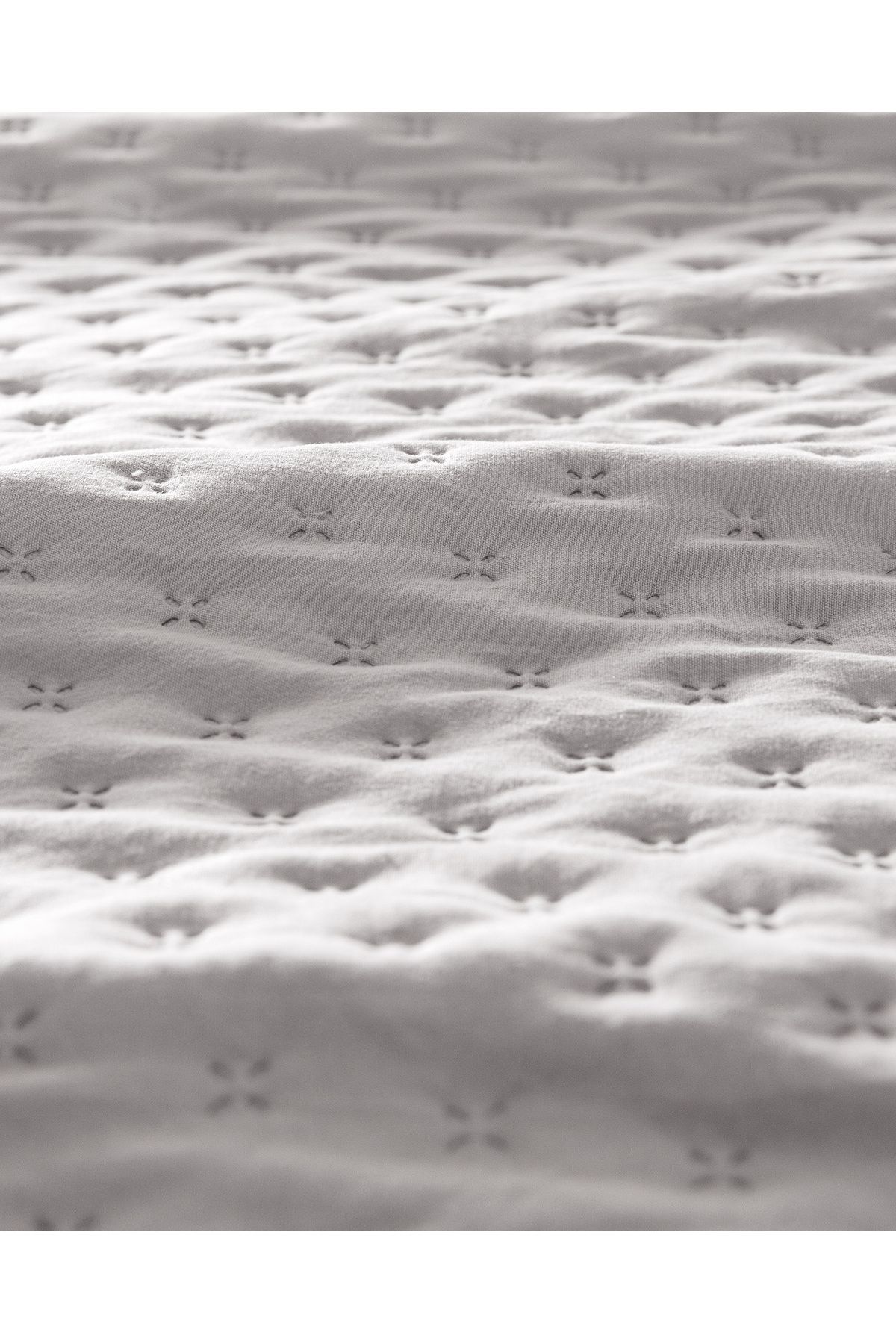 Madame Coco-Rennes Single Bedspread - Gray 4
