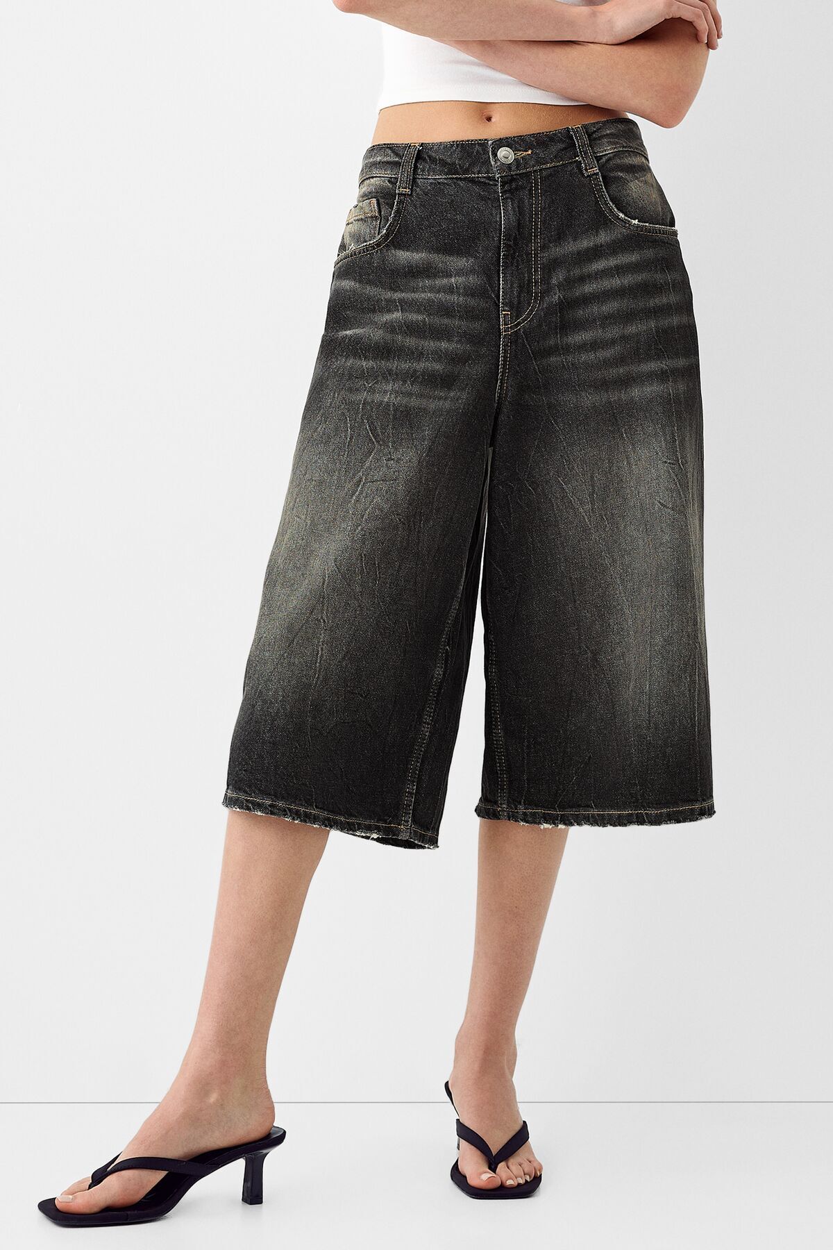 Bershka-Baggy denim Bermuda shorts 1