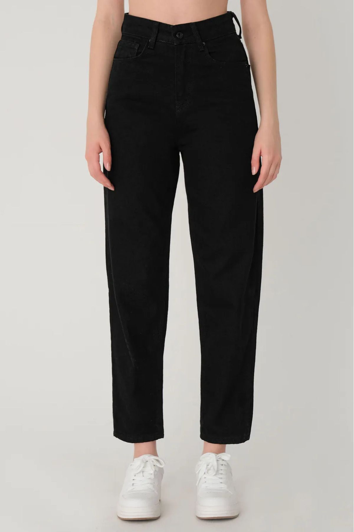 WODDİ Duryn Kadın Siyah Mom Jeans Esnek Kot Pantolon