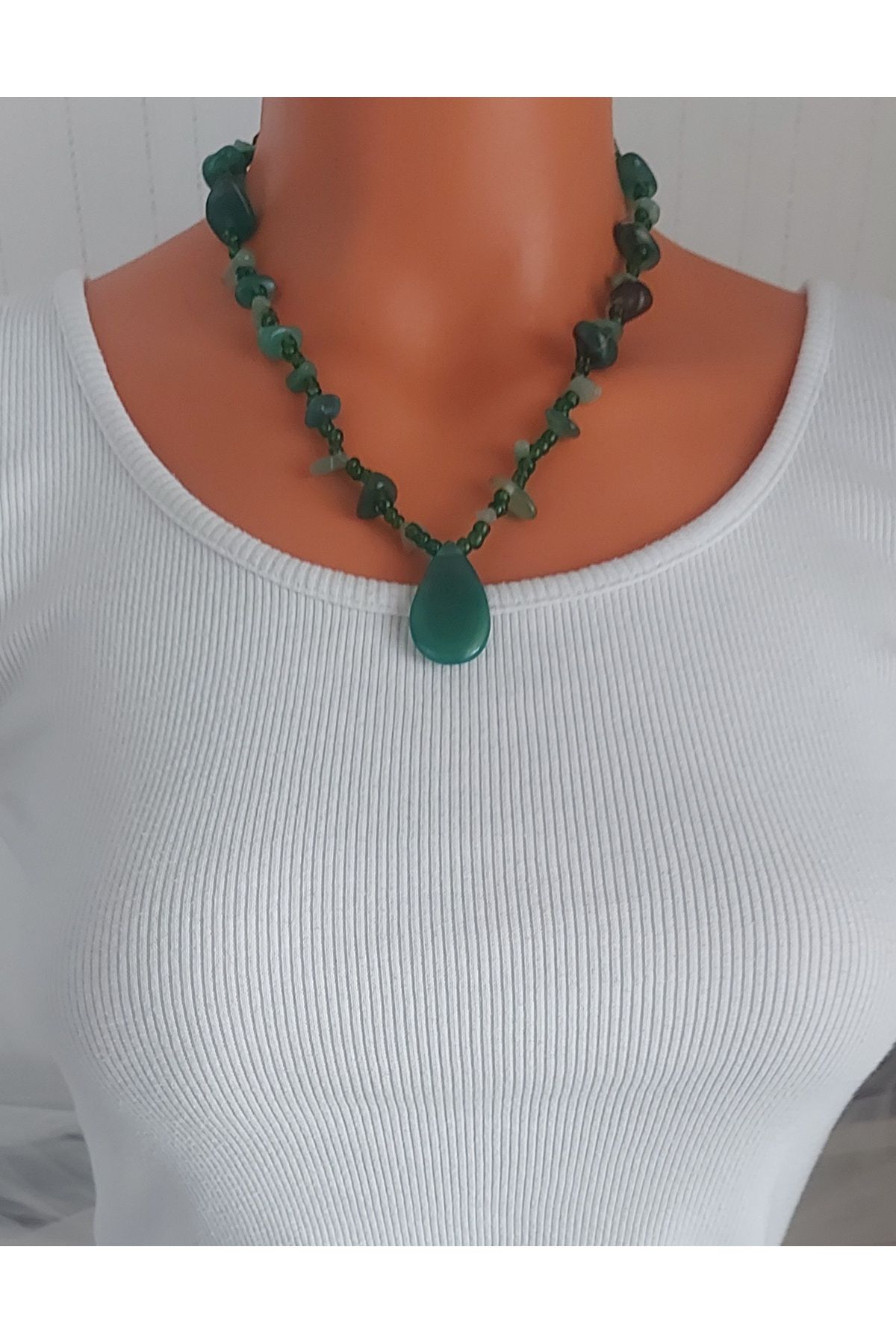 Nej-Agate Stone Necklace 2