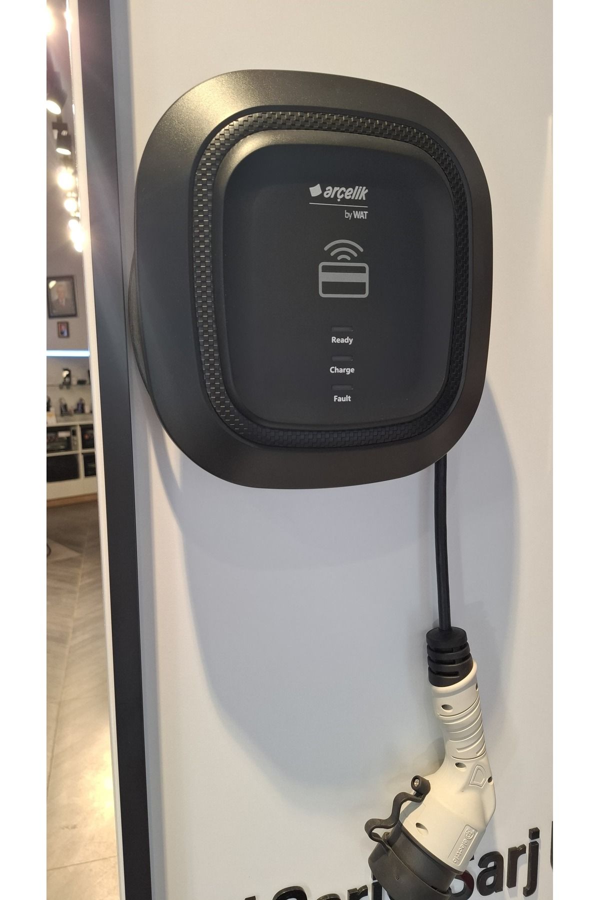 Arçelik AR AW 32 RFID 7,4 KW Elektrikli Araç Şarj İstasyonu
