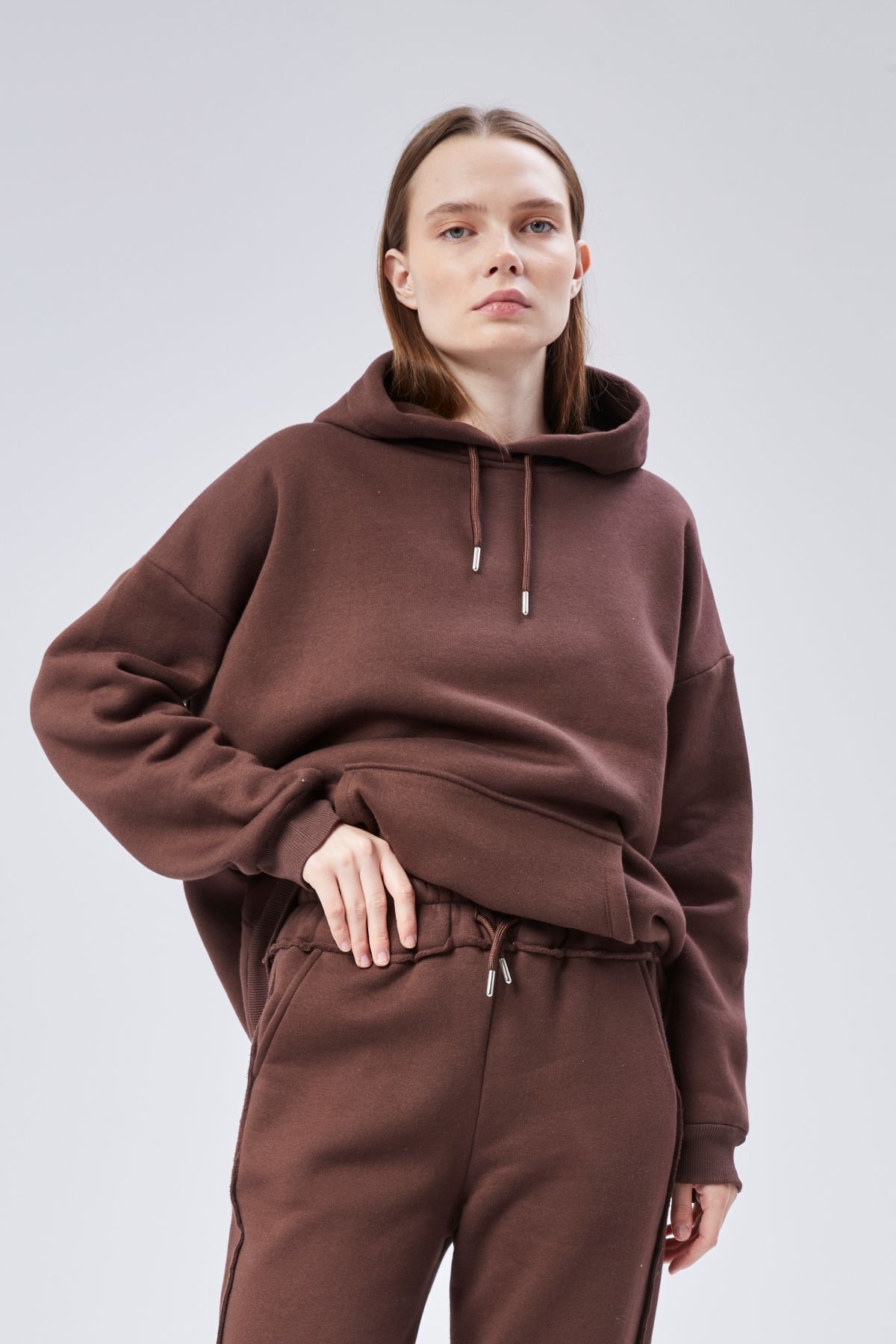 soBasic-Raised Three Thread Tracksuit Set with Stitching Detail on the Leg (Esftkm102) - Coffee 3