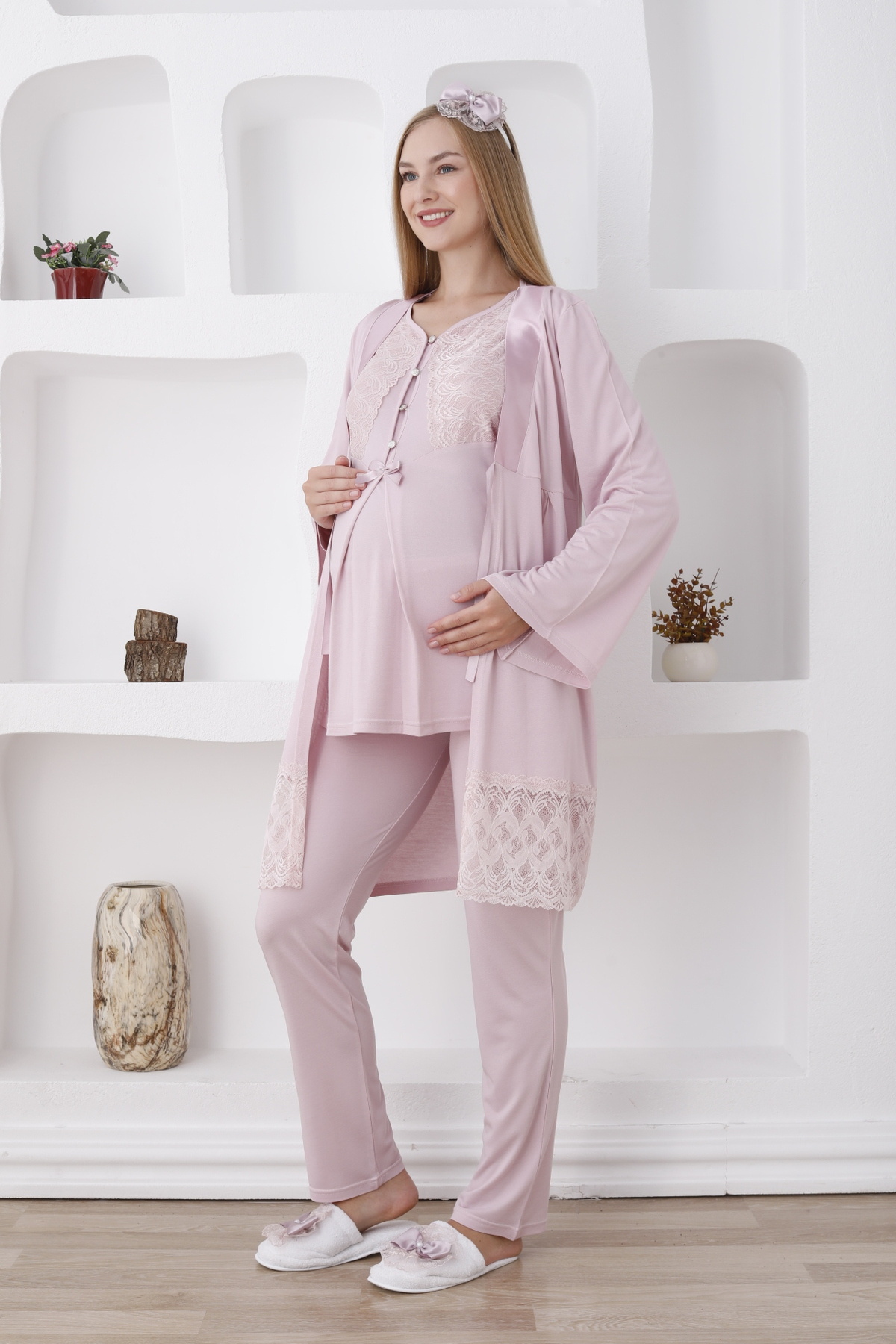 Genel Markalar Hamile - Lohusa Takımı / Düğmeli Pijama Ve Dantelli Sabahlıklı Takım / Terlik Ve Taç Hediye