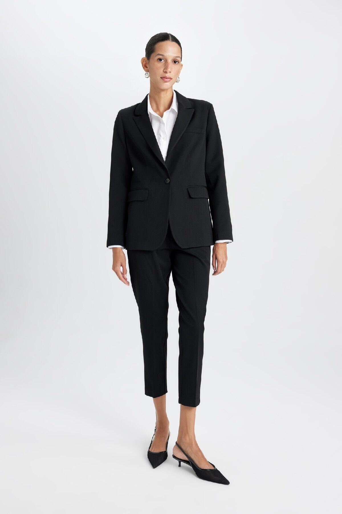 complete the look image