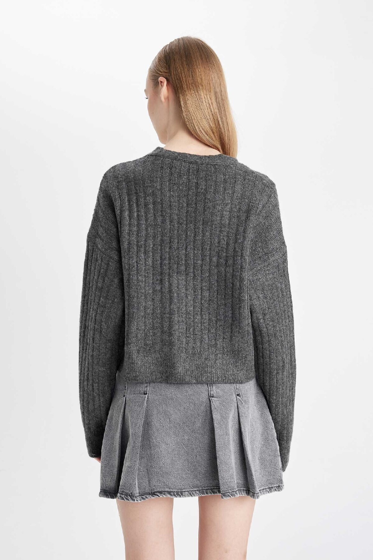 DeFacto-Regular Fit V-Neck Basic Plain Button Knitwear Cardigan R1389Az24Wn 6