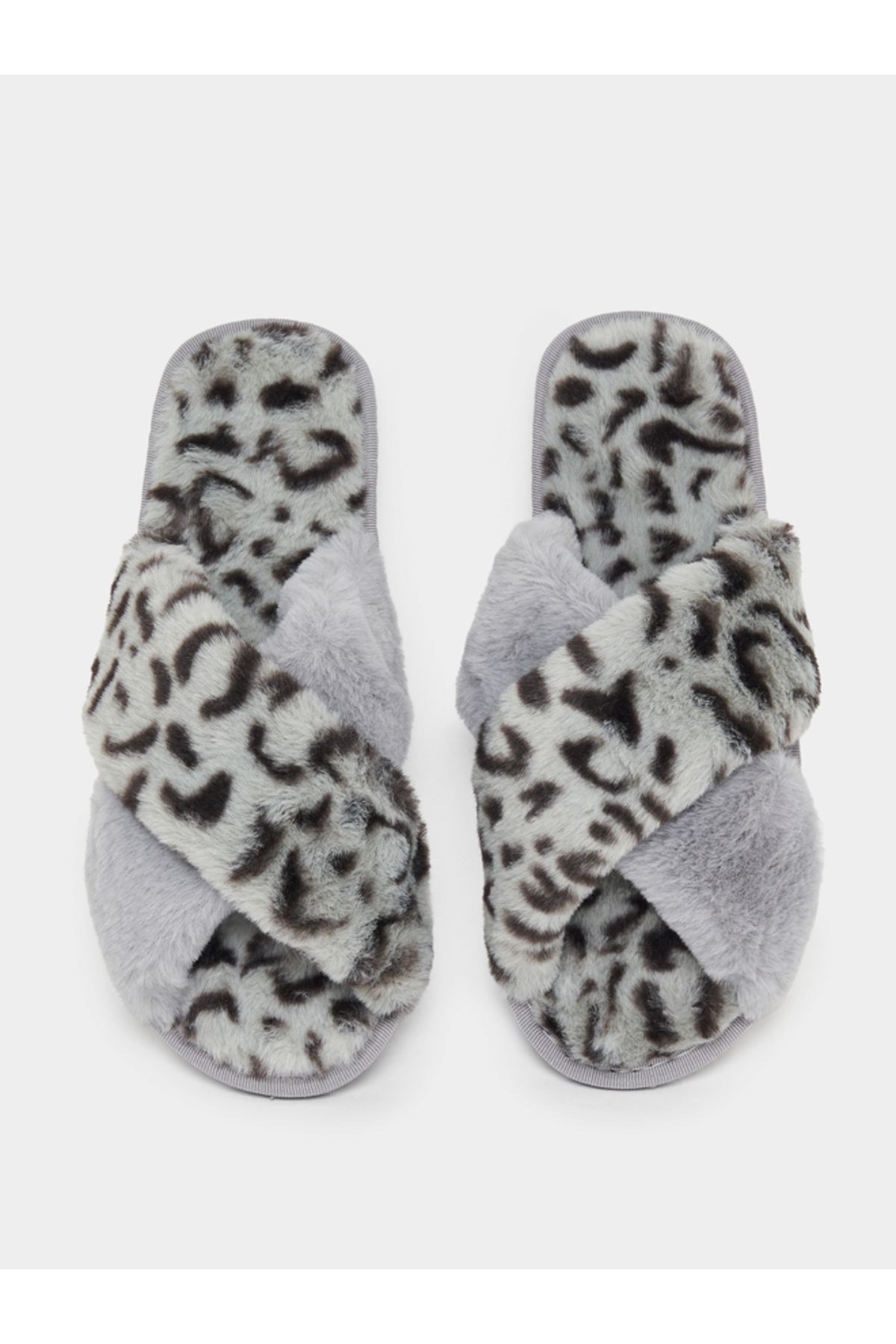 Styli-Animal Print Fluffy Bedroom Slippers 5