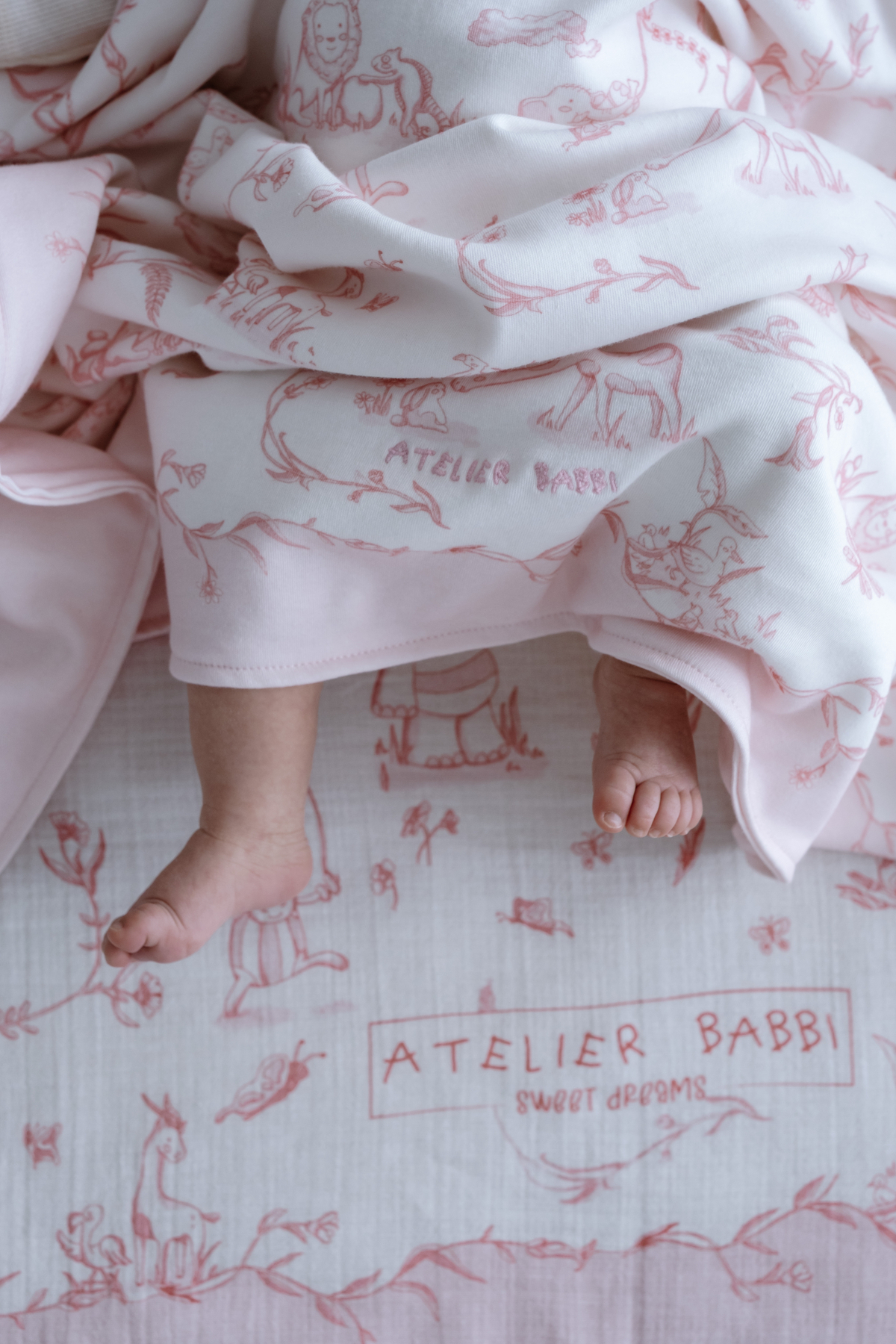Atelier Babbi %100 Pamuk Çift Taraflı Battaniye - Toile De Jouy / Pembe fotoğrafı 5 (önizleme)