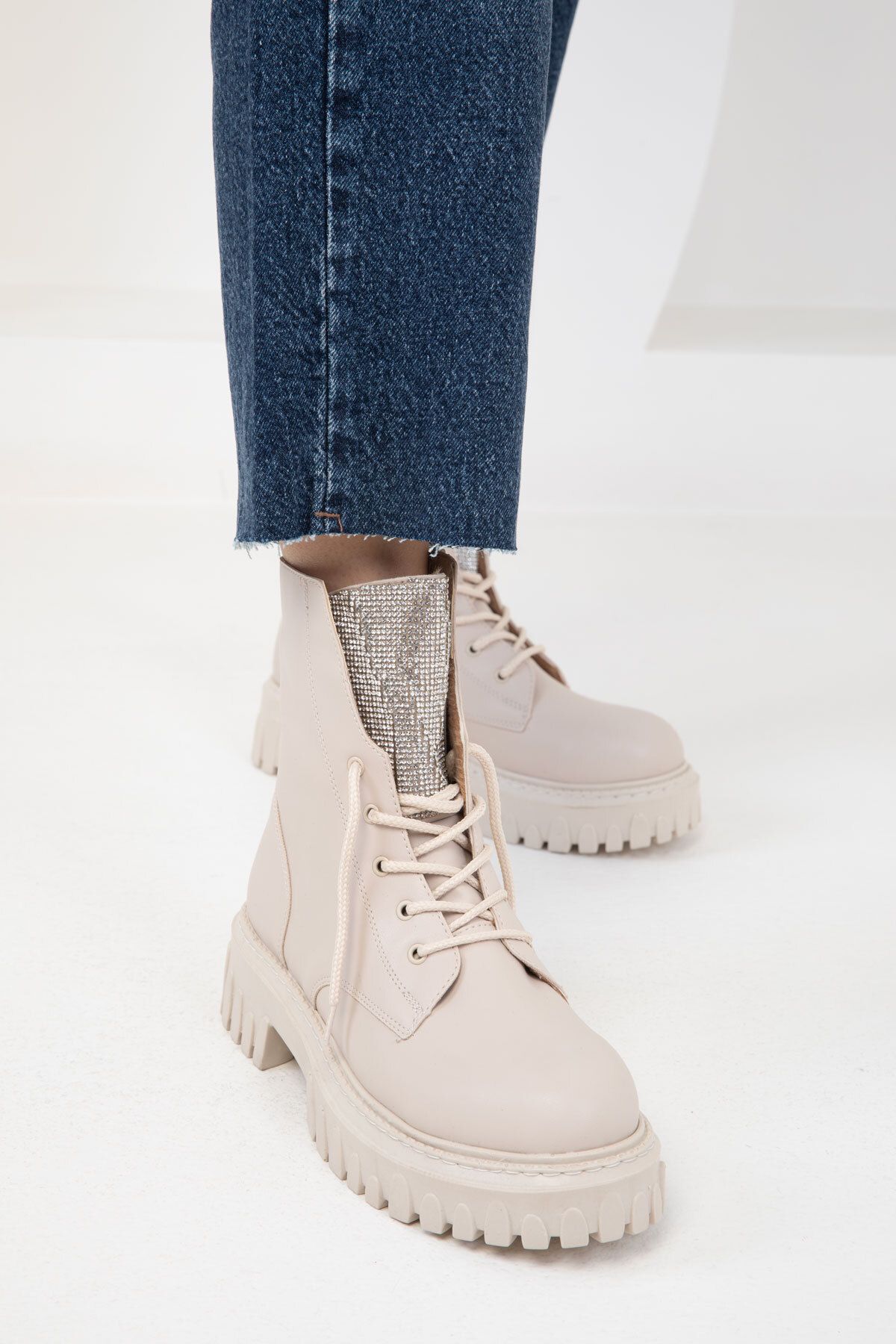 SOHO-Μπεζ Γυναικείες Μπότες - 20053 Model Bootie 3