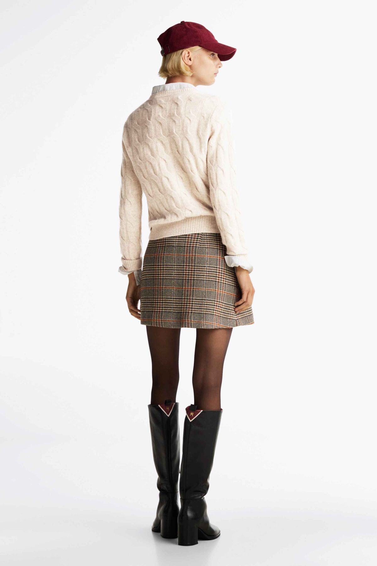 complete the look image