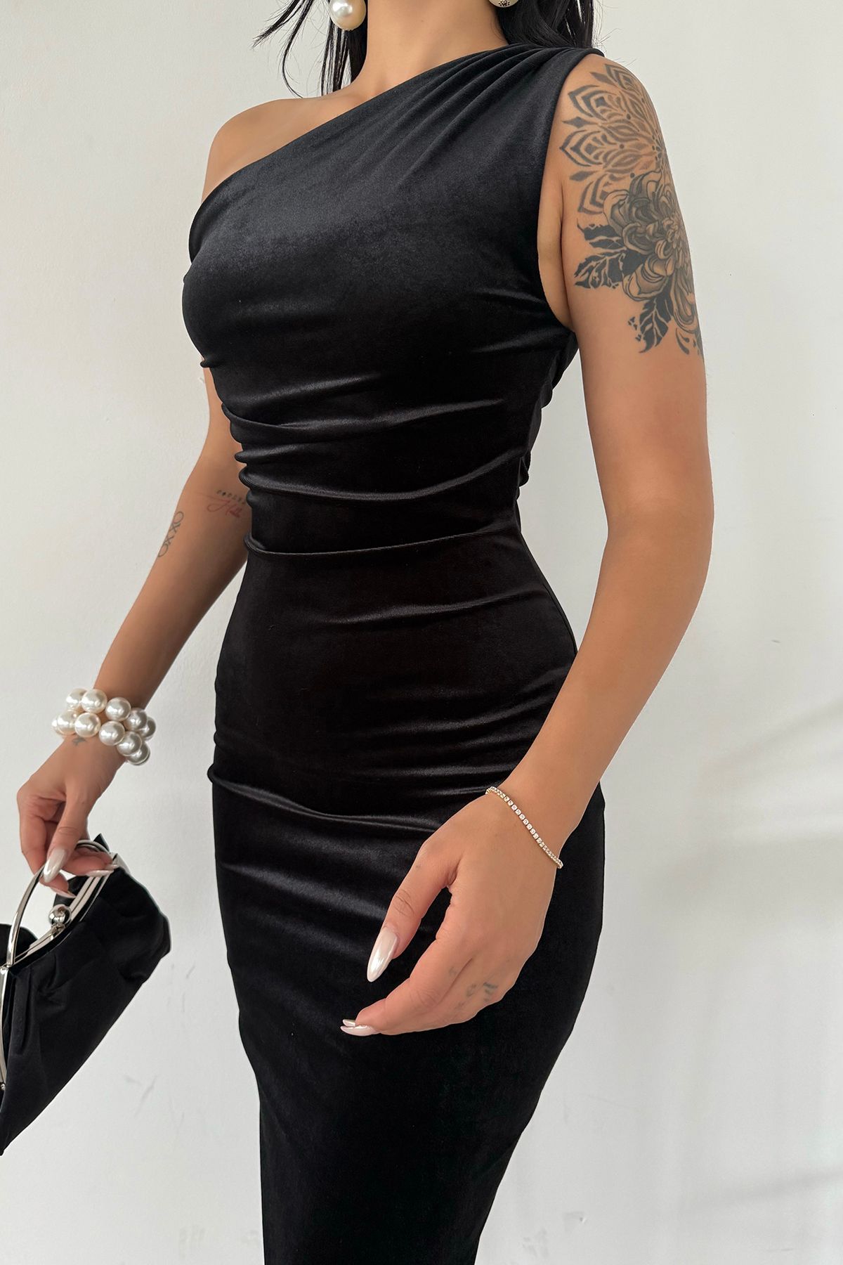 Trendyol Collection-Schwarzes Vüjeta-Impulse-One-Shoulder-Imragel, Abendkleider für den Abschlussball 5