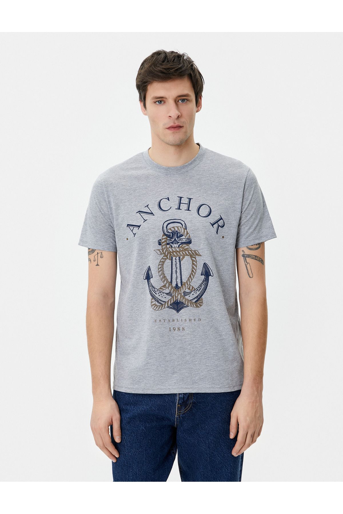 Koton-Τυπωμένο μπλουζάκι με θέμα Sailor Slim Fit Crew Neck 3