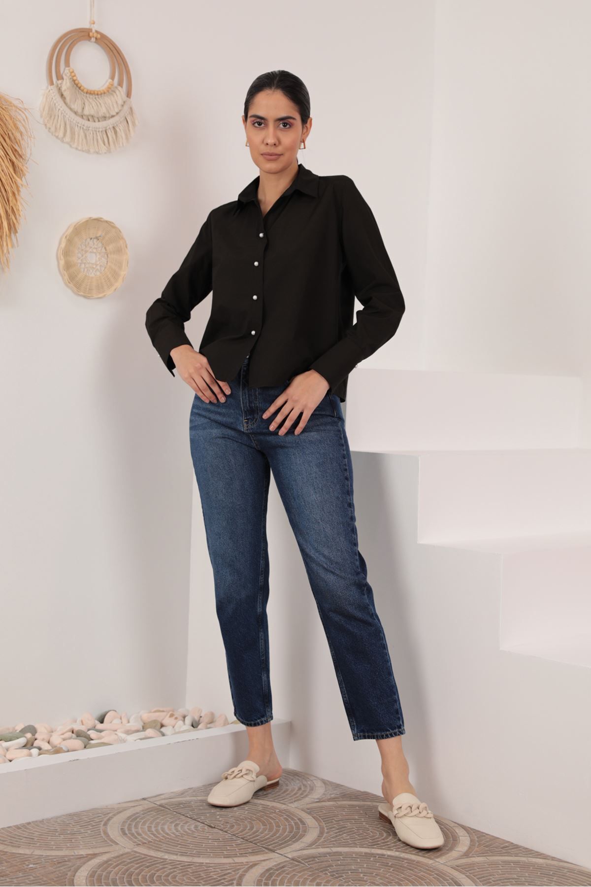 E-RICH Soft Kumaş Crop Kadın İnci Düğme Detay Gömlek-Acı Kahve
