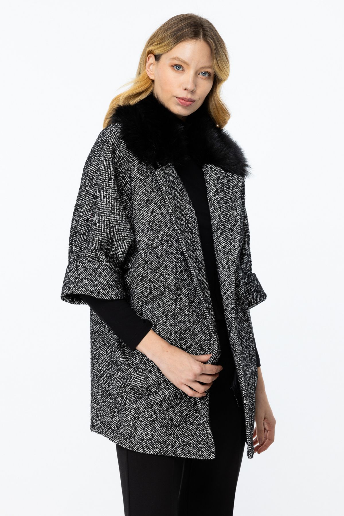 Mi Pret a Porter-Mi Sheepskin Collar Bat Sleeve Coat 3