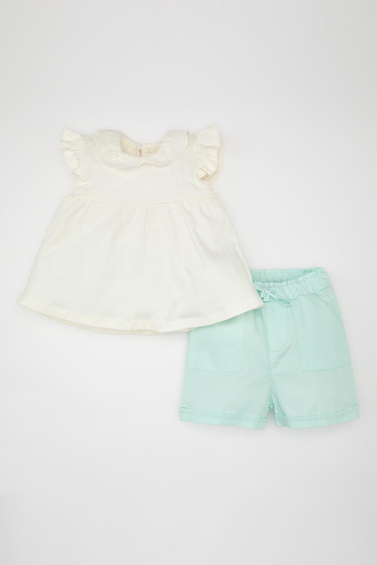 DeFacto-2-teiliges Set für Babys, Mädchen, kurzärmelige Bluse mit Rüschendetails, Shorts C5168a524sm 1