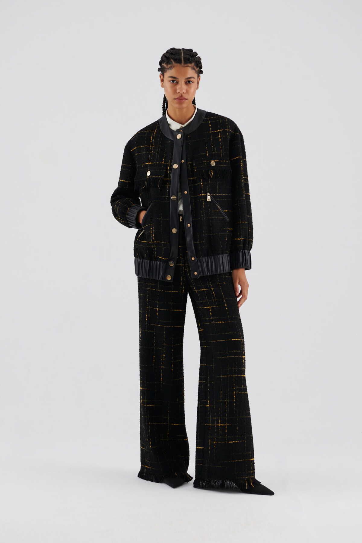 complete the look image